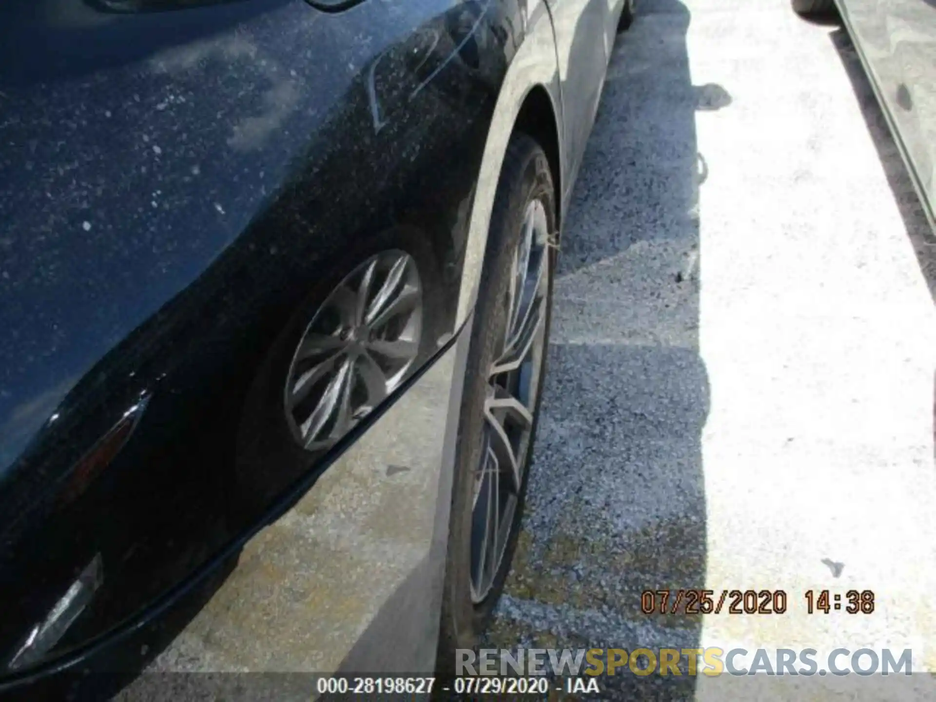 2 Photograph of a damaged car 3MW5R1J0XL8B25045 BMW 3 SERIES 2020