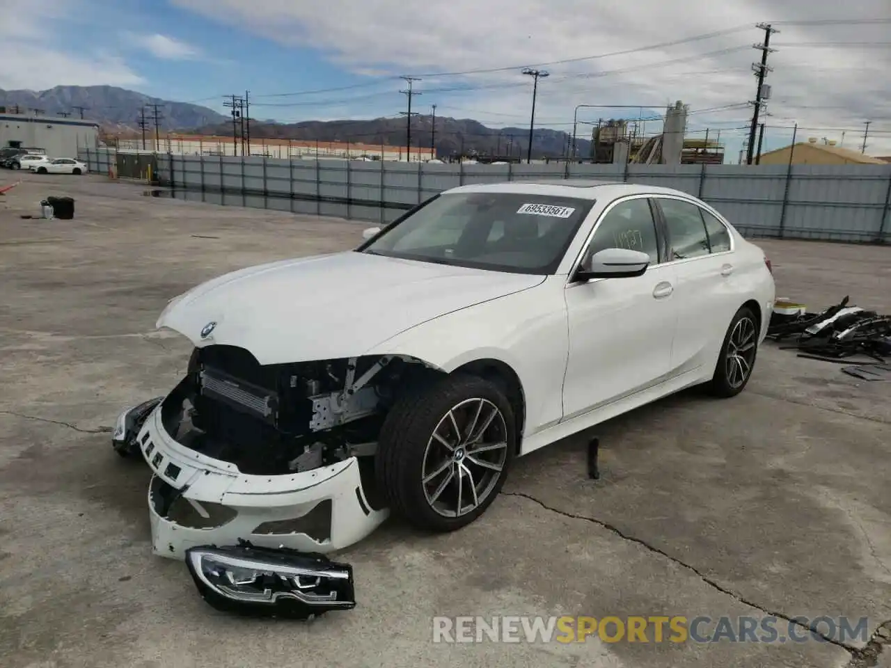 2 Photograph of a damaged car 3MW5R1J0XL8B31556 BMW 3 SERIES 2020