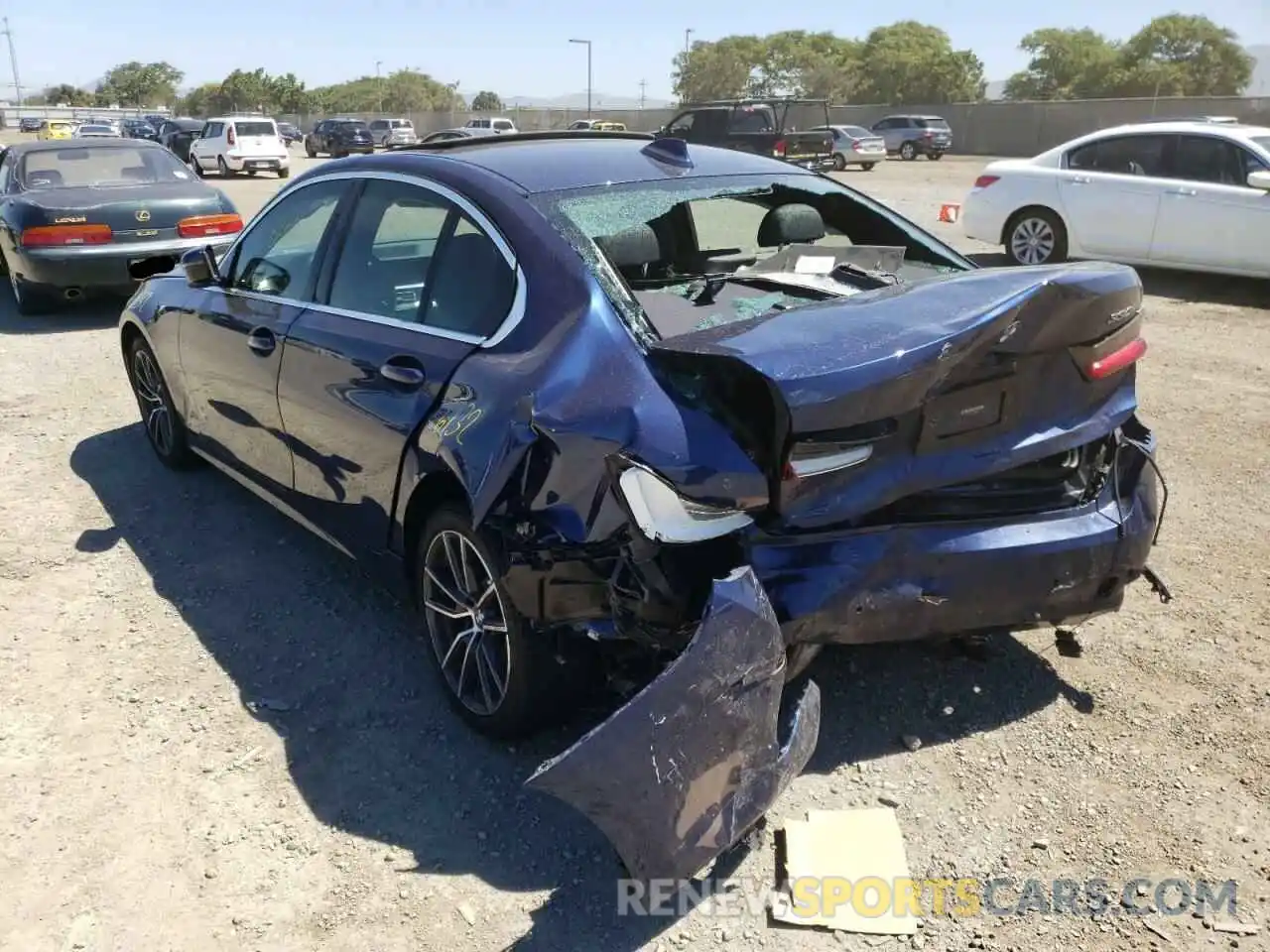 3 Photograph of a damaged car 3MW5R1J0XL8B36627 BMW 3 SERIES 2020