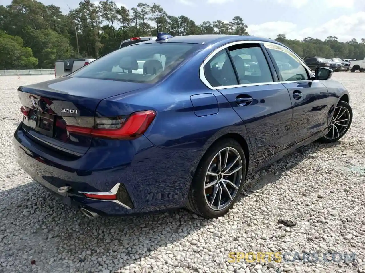 4 Photograph of a damaged car 3MW5R1J0XL8B37387 BMW 3 SERIES 2020