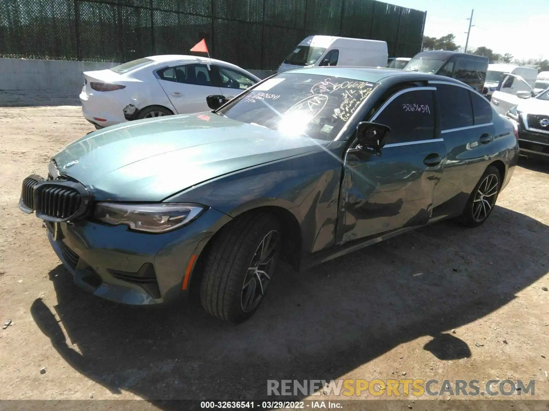 2 Photograph of a damaged car 3MW5R7J00L8B06670 BMW 3 SERIES 2020