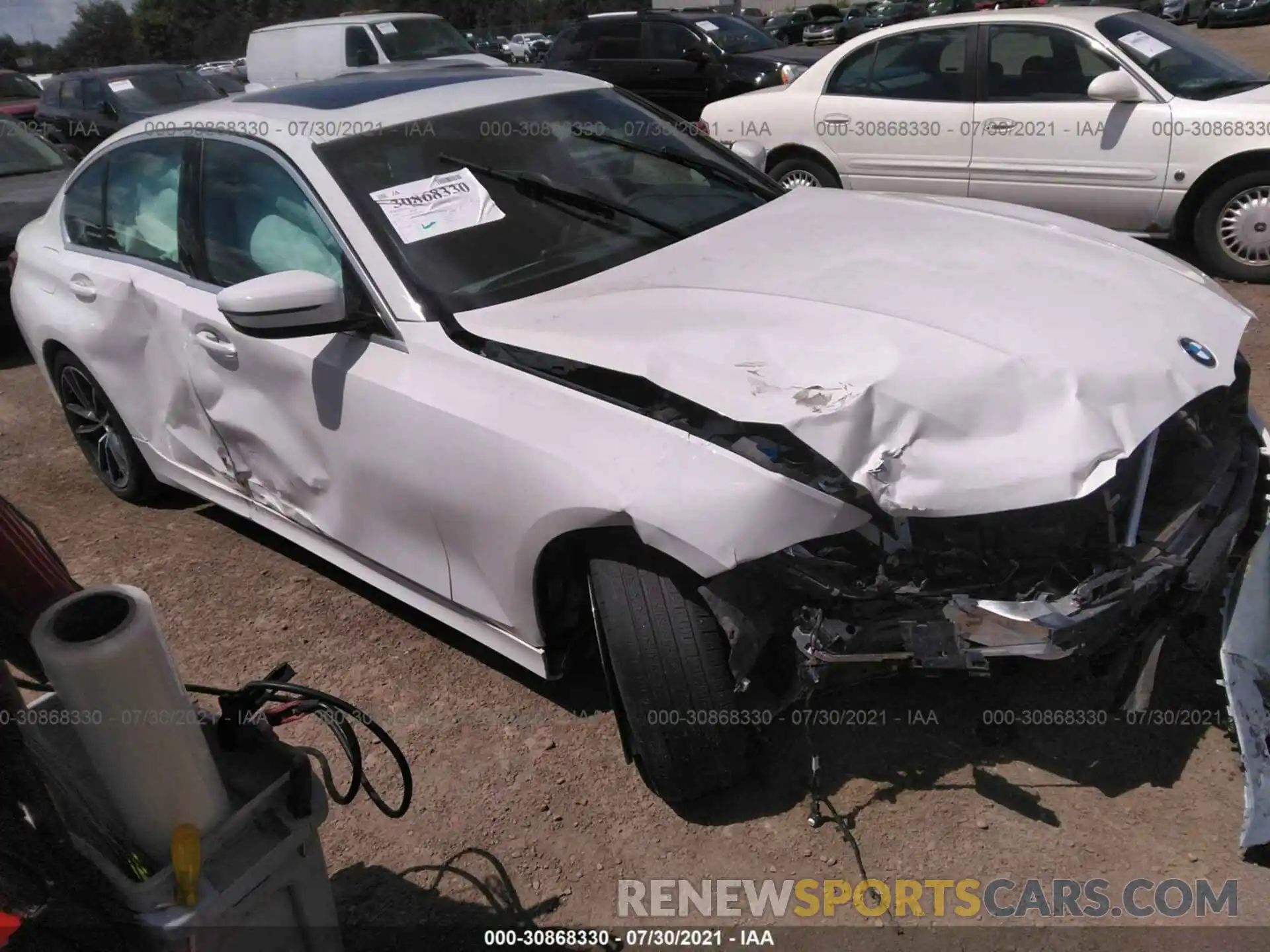 1 Photograph of a damaged car 3MW5R7J00L8B10282 BMW 3 SERIES 2020