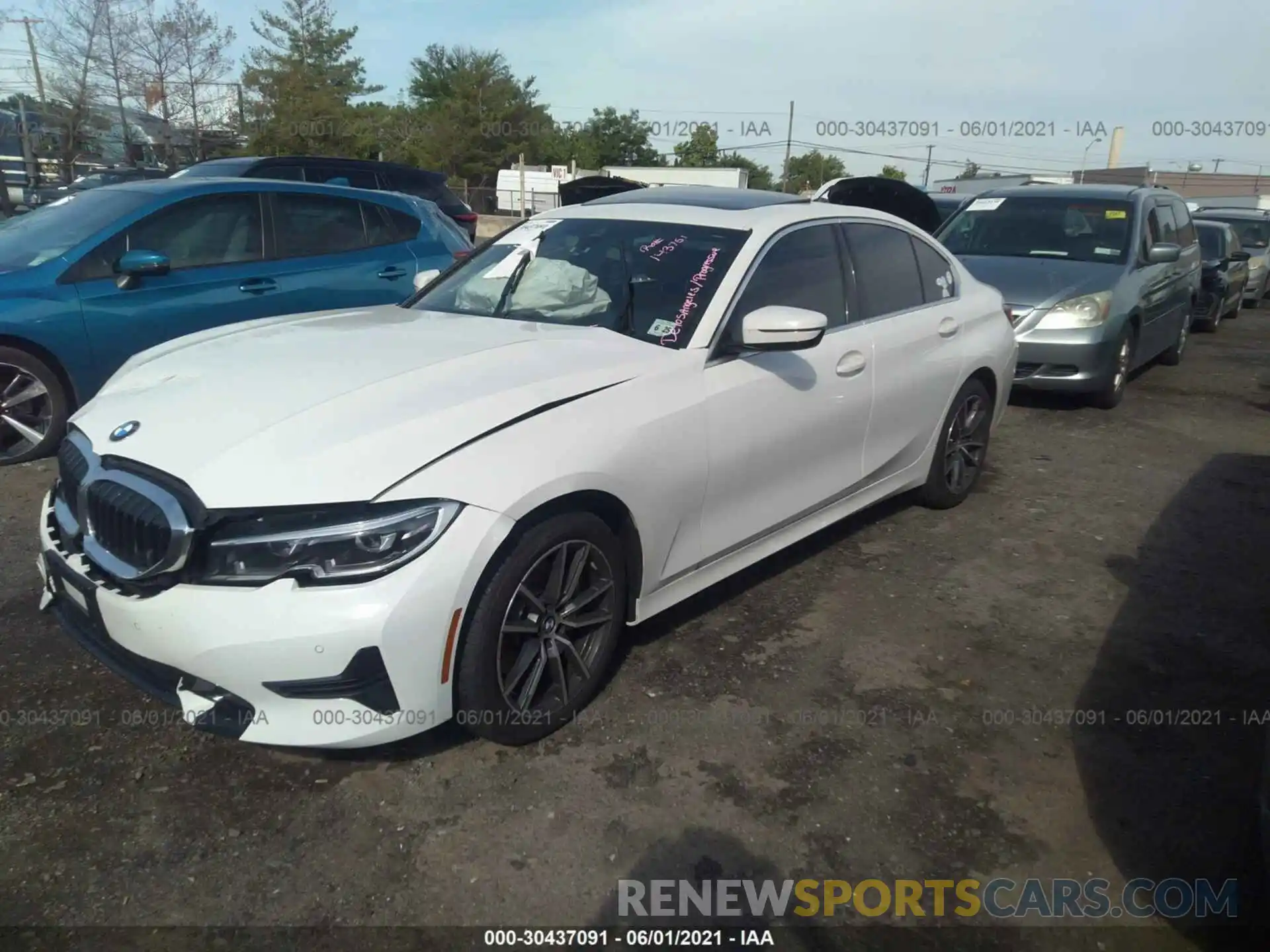 2 Photograph of a damaged car 3MW5R7J00L8B17474 BMW 3 SERIES 2020