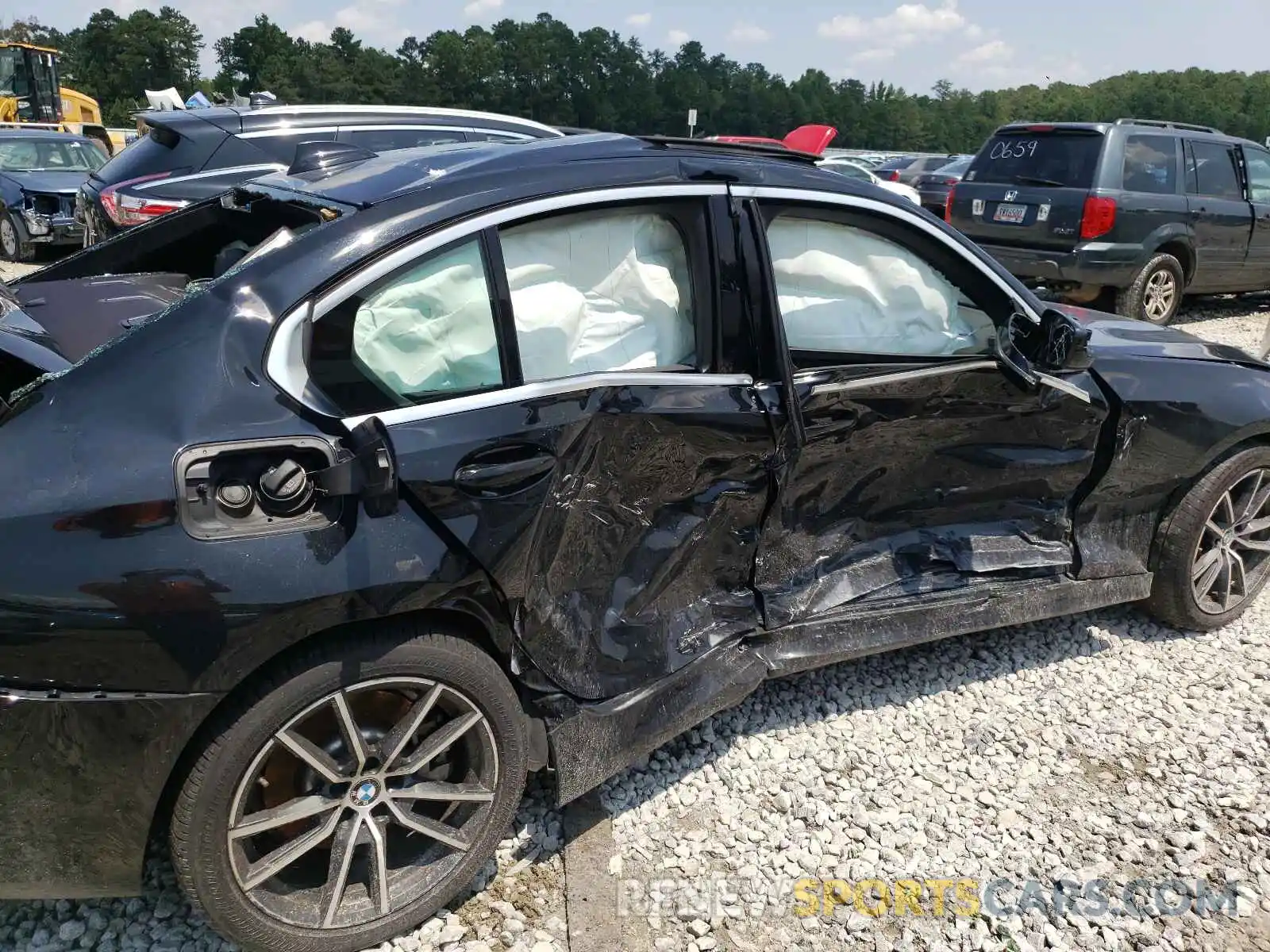 9 Photograph of a damaged car 3MW5R7J00L8B23968 BMW 3 SERIES 2020