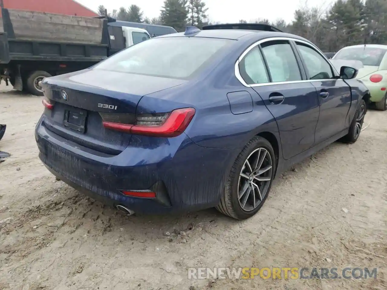 4 Photograph of a damaged car 3MW5R7J00L8B26367 BMW 3 SERIES 2020