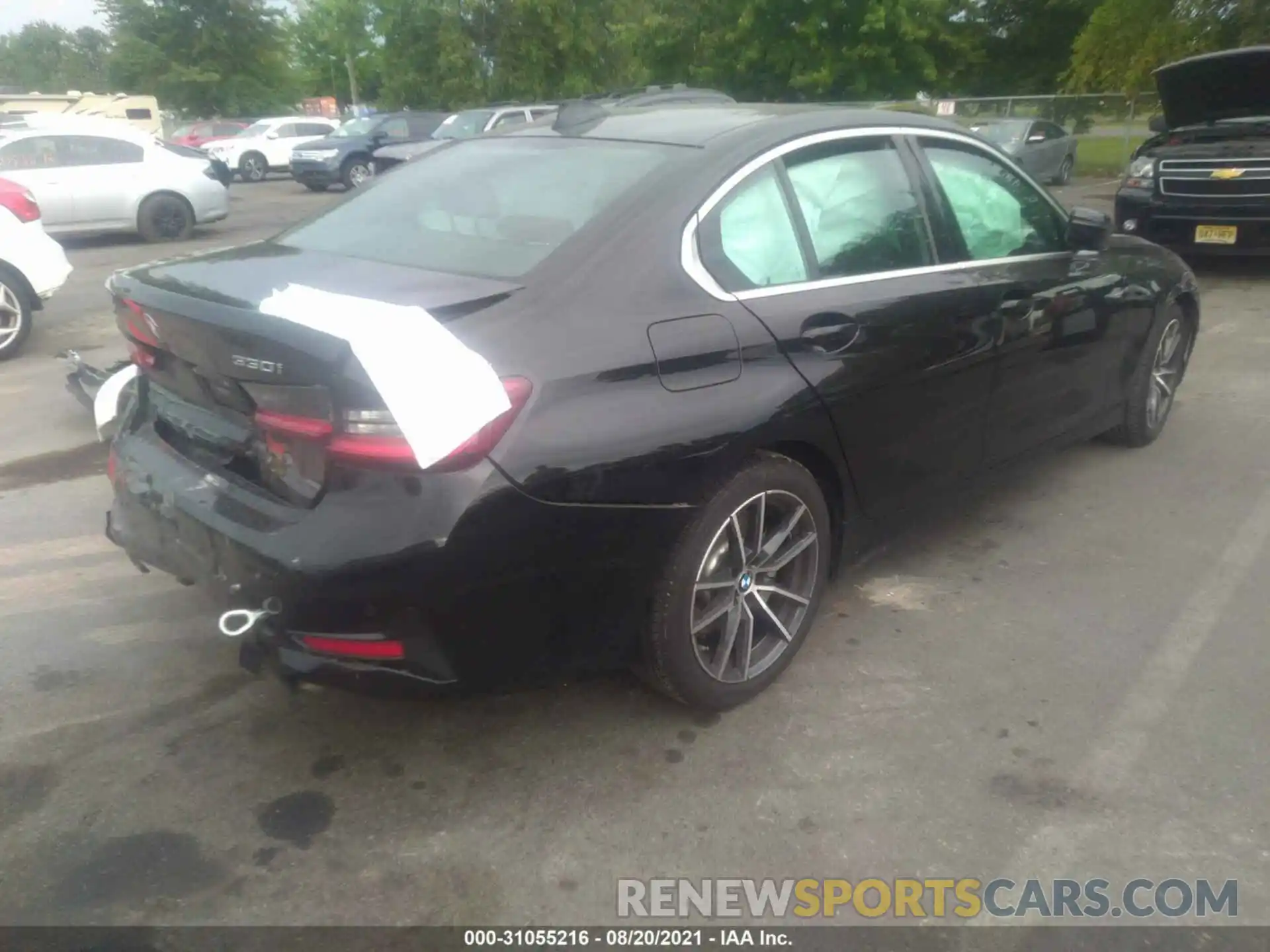 4 Photograph of a damaged car 3MW5R7J00L8B29818 BMW 3 SERIES 2020