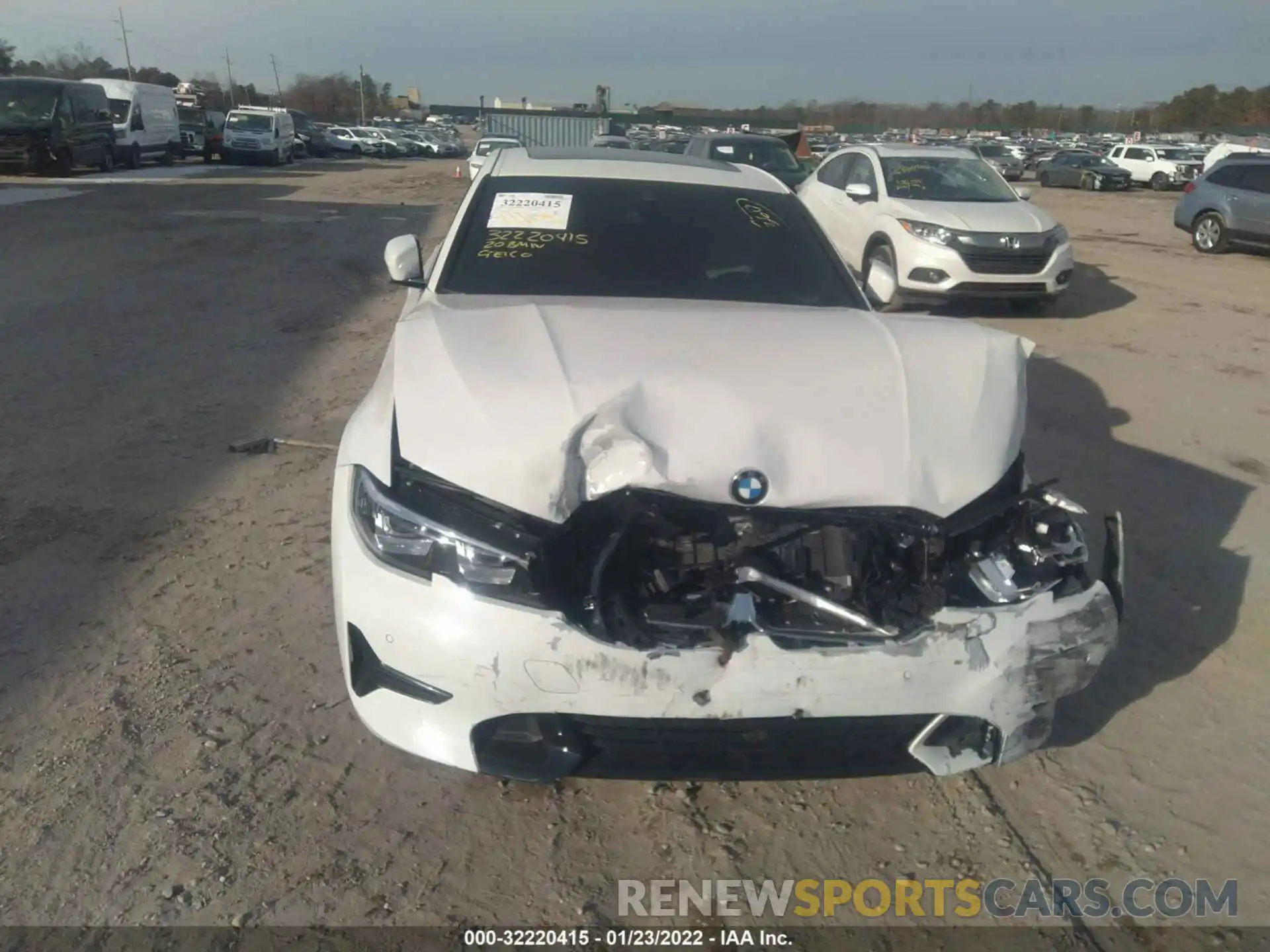 6 Photograph of a damaged car 3MW5R7J00L8B30113 BMW 3 SERIES 2020