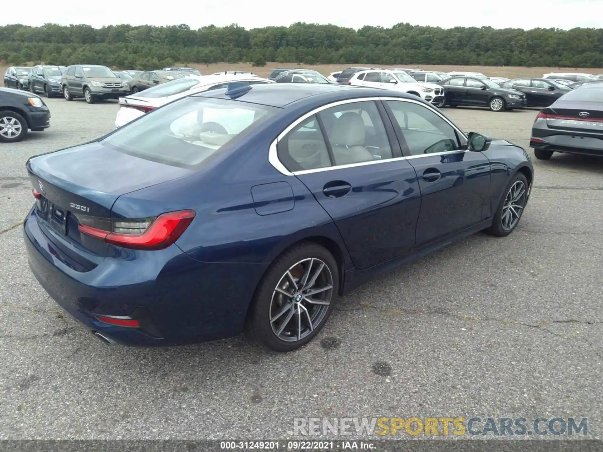 4 Photograph of a damaged car 3MW5R7J01L8B10758 BMW 3 SERIES 2020