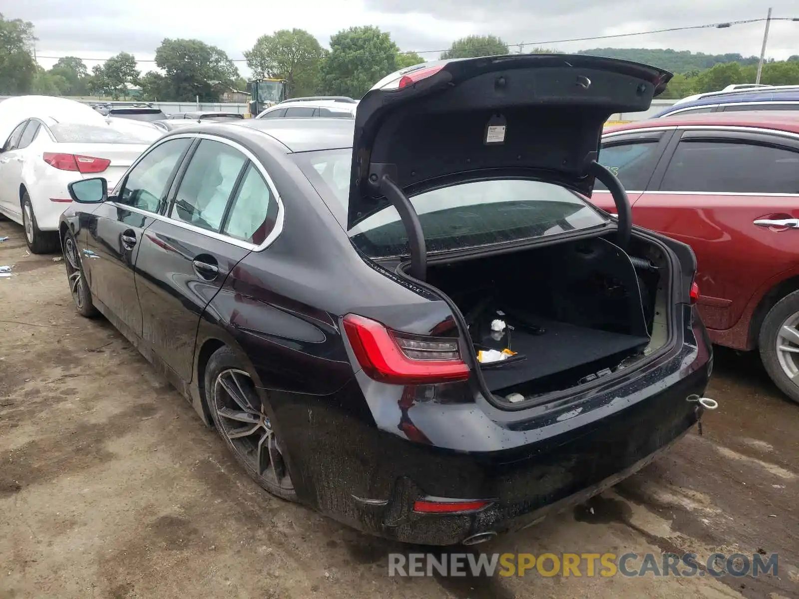 3 Photograph of a damaged car 3MW5R7J01L8B21078 BMW 3 SERIES 2020