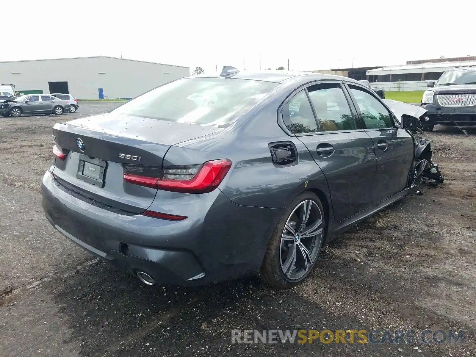 4 Photograph of a damaged car 3MW5R7J01L8B22201 BMW 3 SERIES 2020