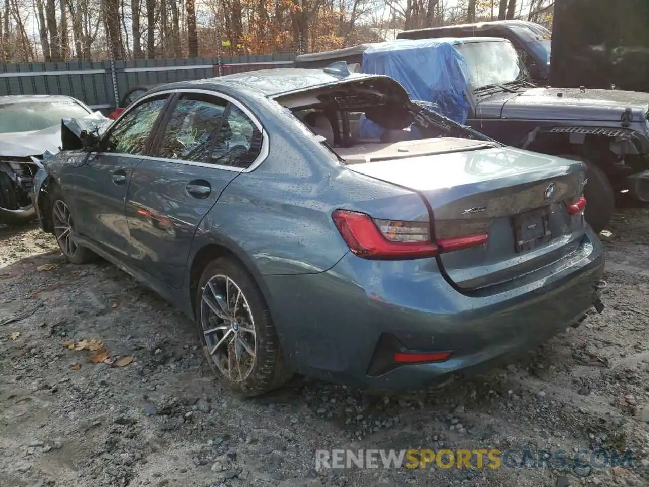 3 Photograph of a damaged car 3MW5R7J01L8B23266 BMW 3 SERIES 2020