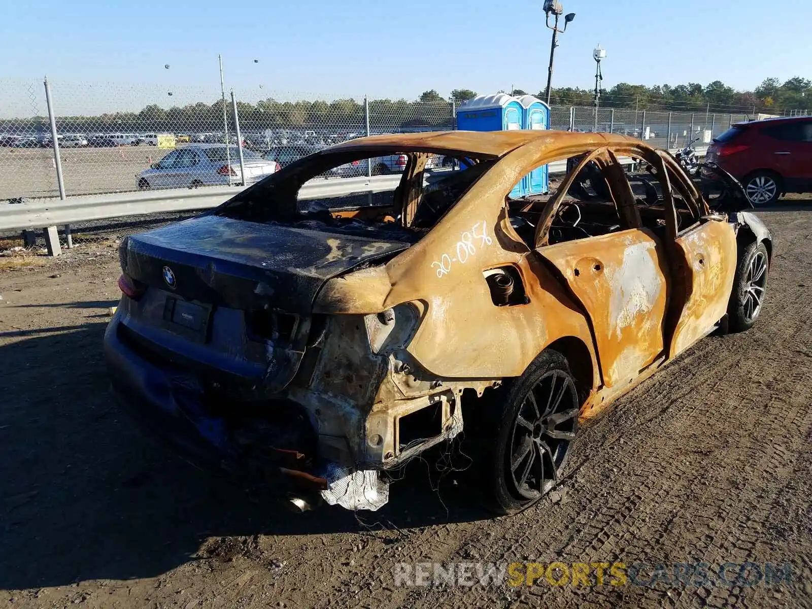 4 Photograph of a damaged car 3MW5R7J01L8B28323 BMW 3 SERIES 2020