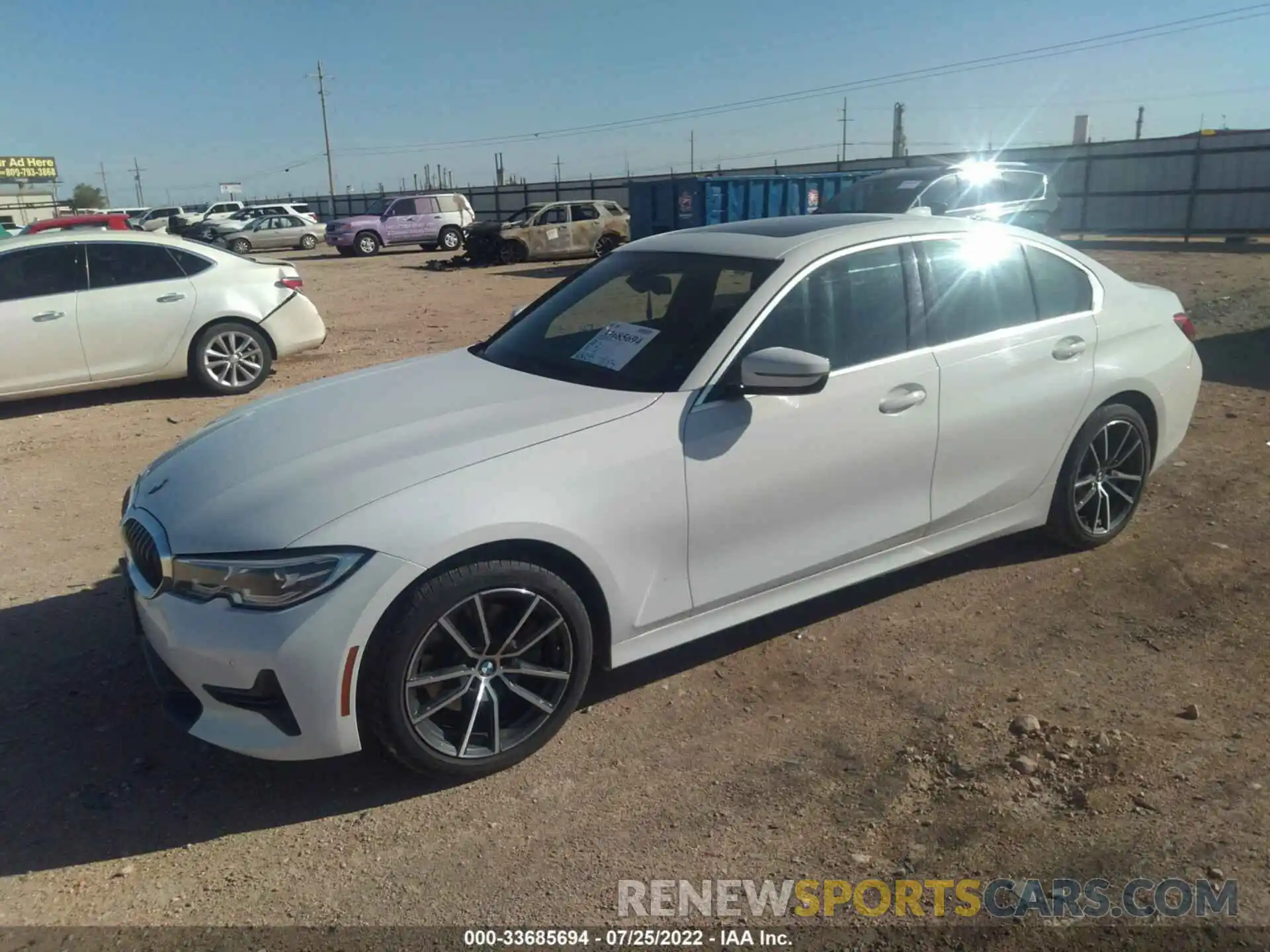 2 Photograph of a damaged car 3MW5R7J02L8B08680 BMW 3 SERIES 2020