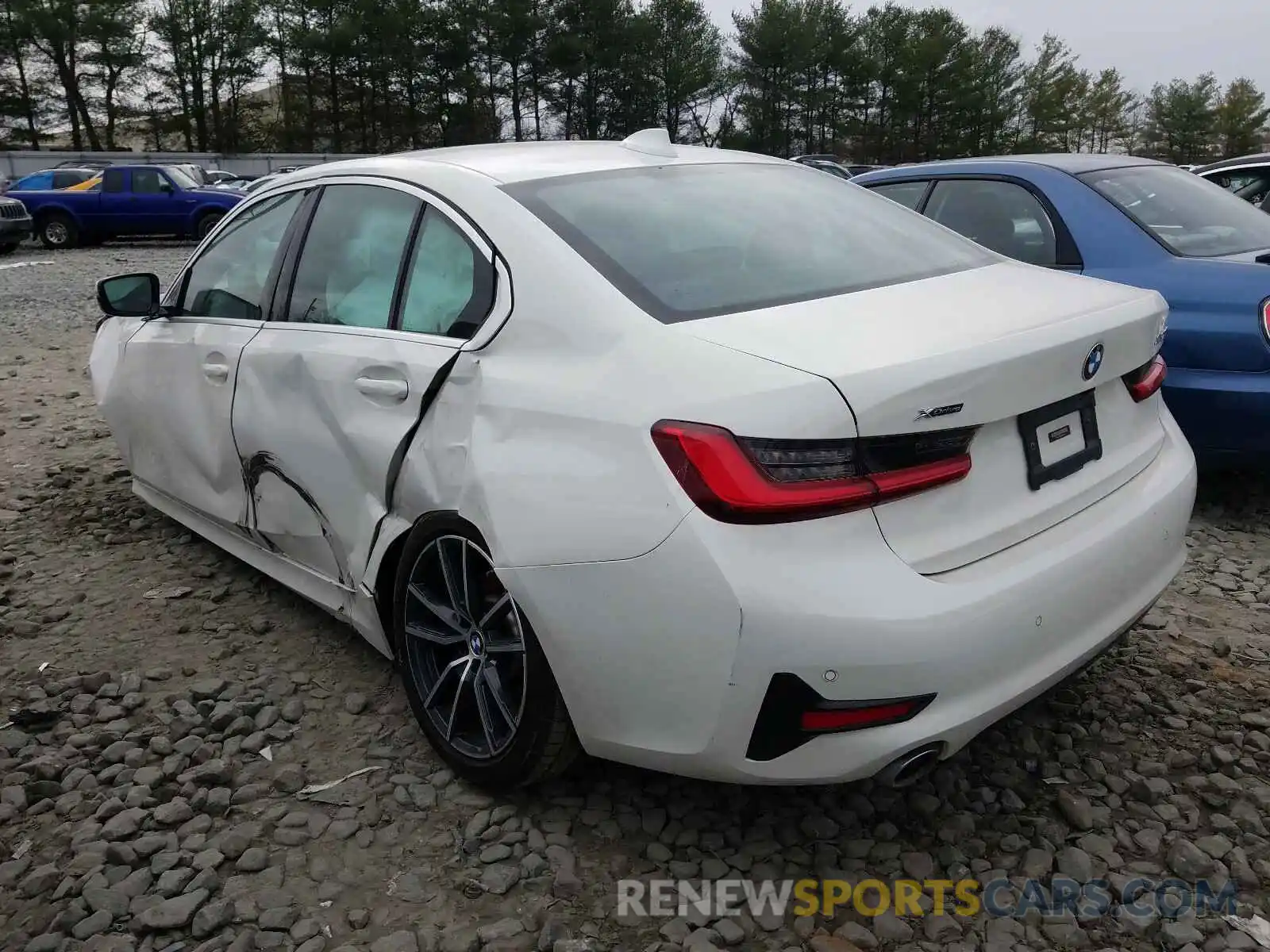 3 Photograph of a damaged car 3MW5R7J02L8B08906 BMW 3 SERIES 2020