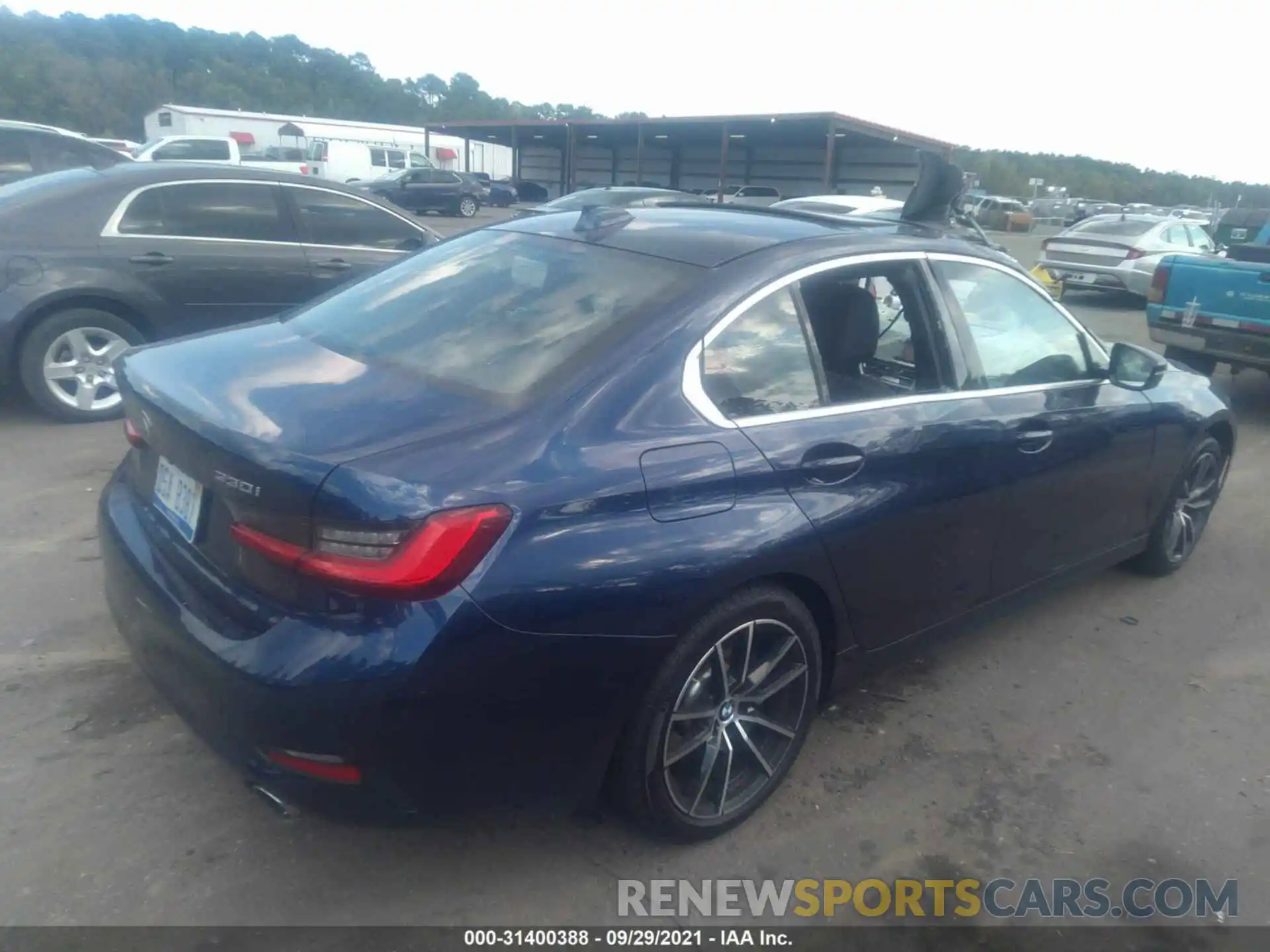 4 Photograph of a damaged car 3MW5R7J02L8B21087 BMW 3 SERIES 2020