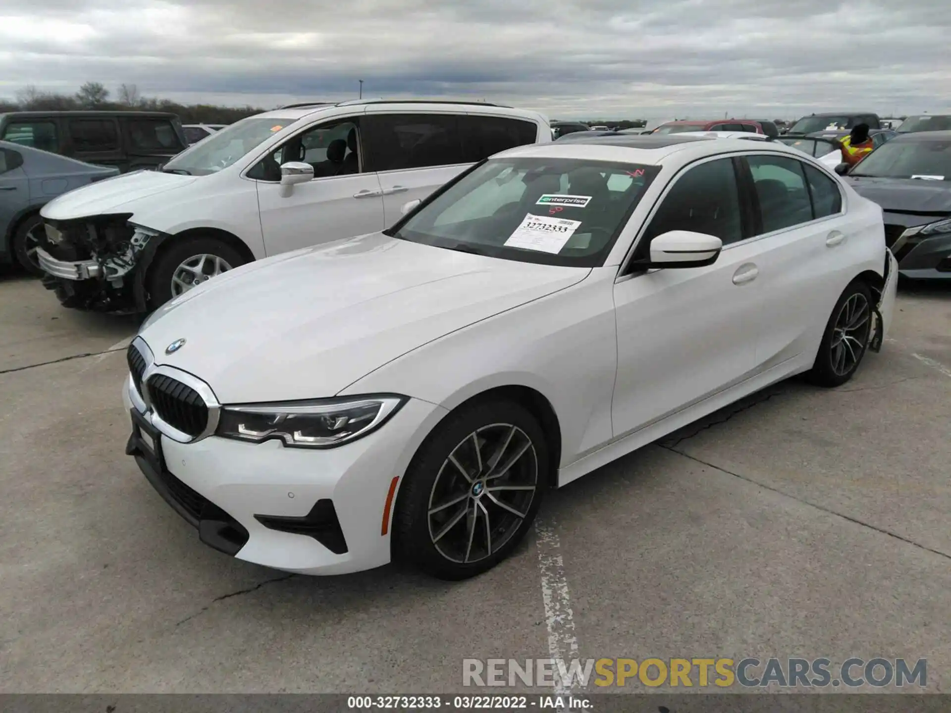 2 Photograph of a damaged car 3MW5R7J02L8B21977 BMW 3 SERIES 2020