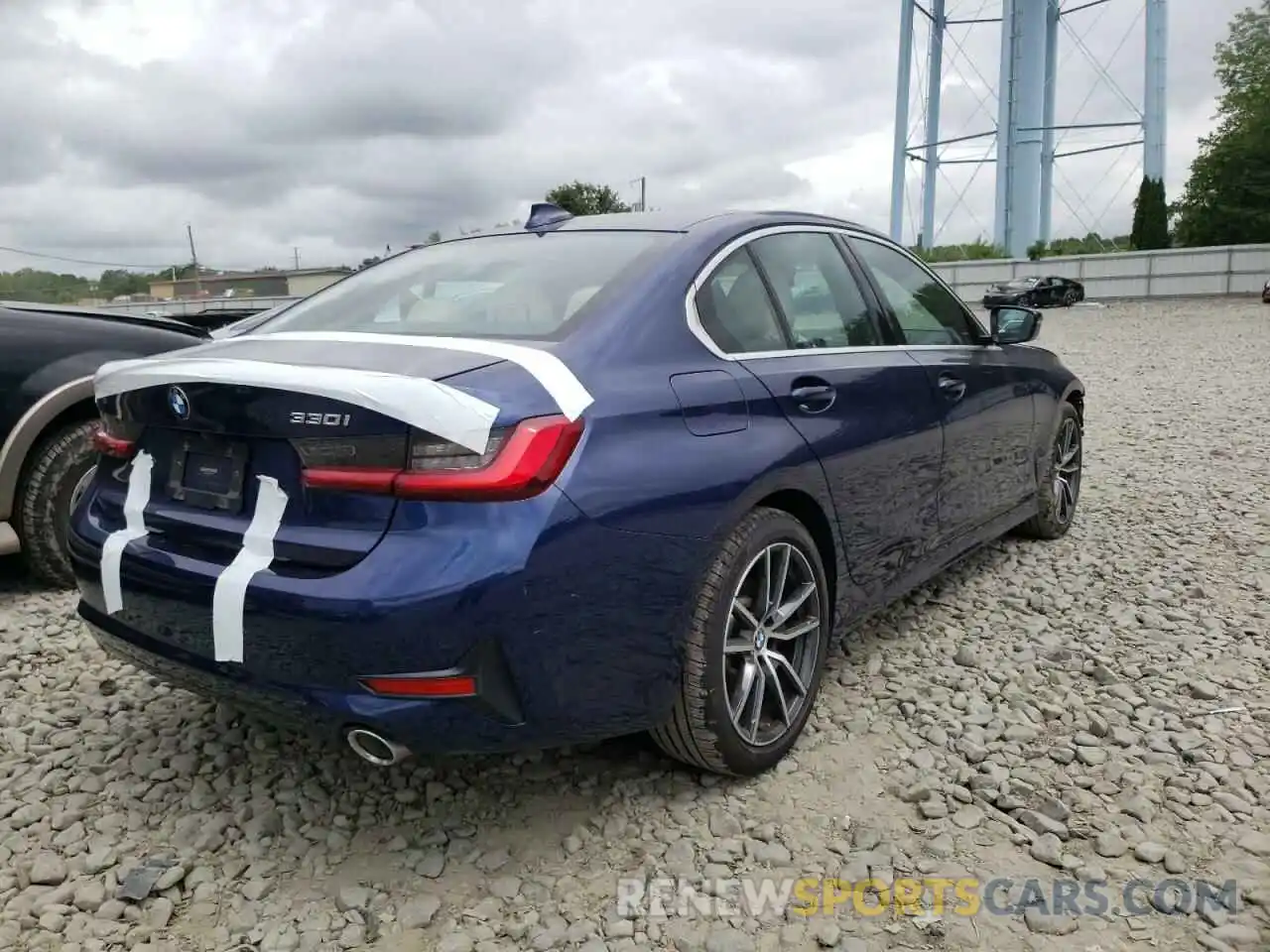 4 Photograph of a damaged car 3MW5R7J02L8B28489 BMW 3 SERIES 2020