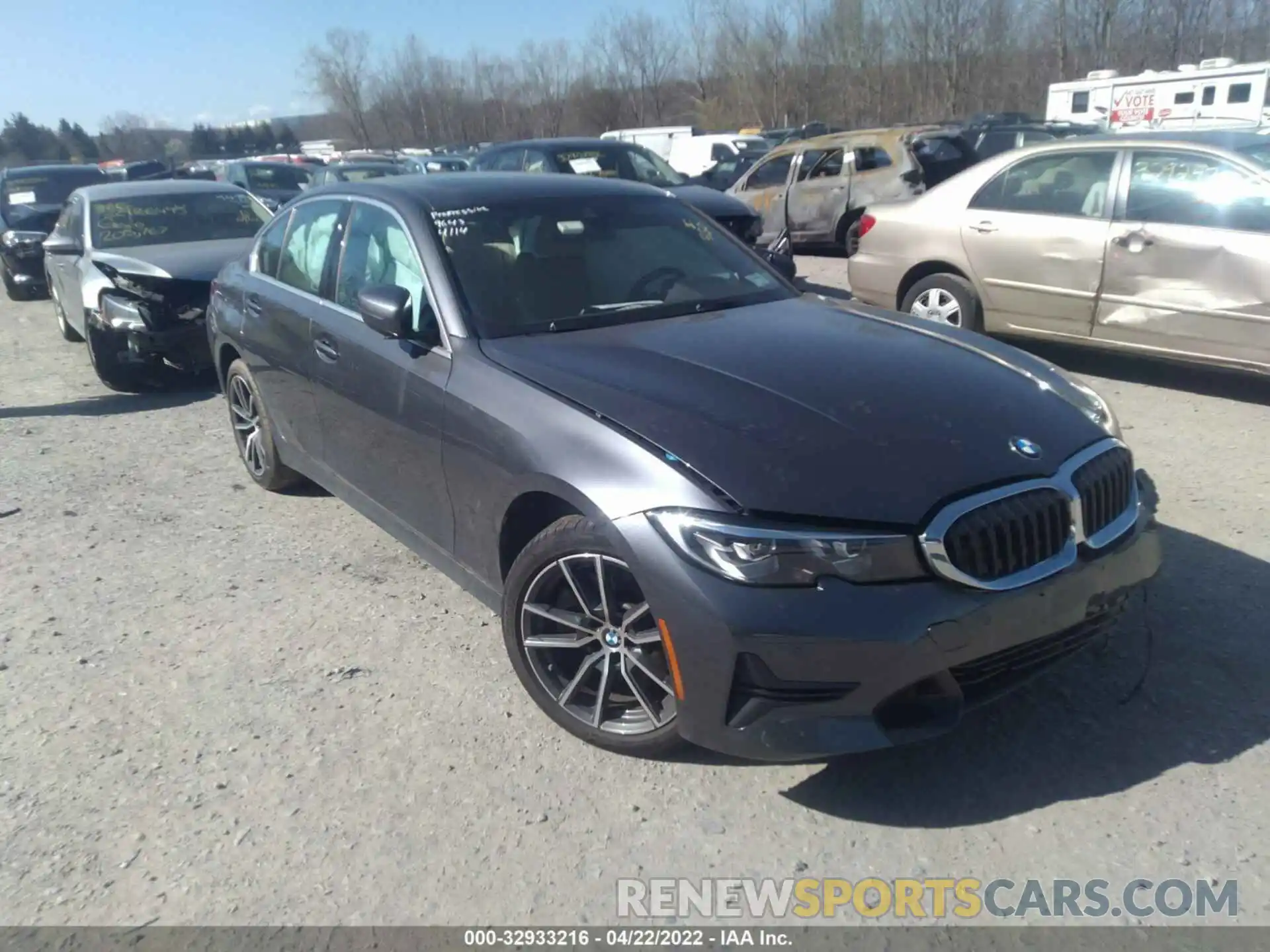 1 Photograph of a damaged car 3MW5R7J02L8B32011 BMW 3 SERIES 2020