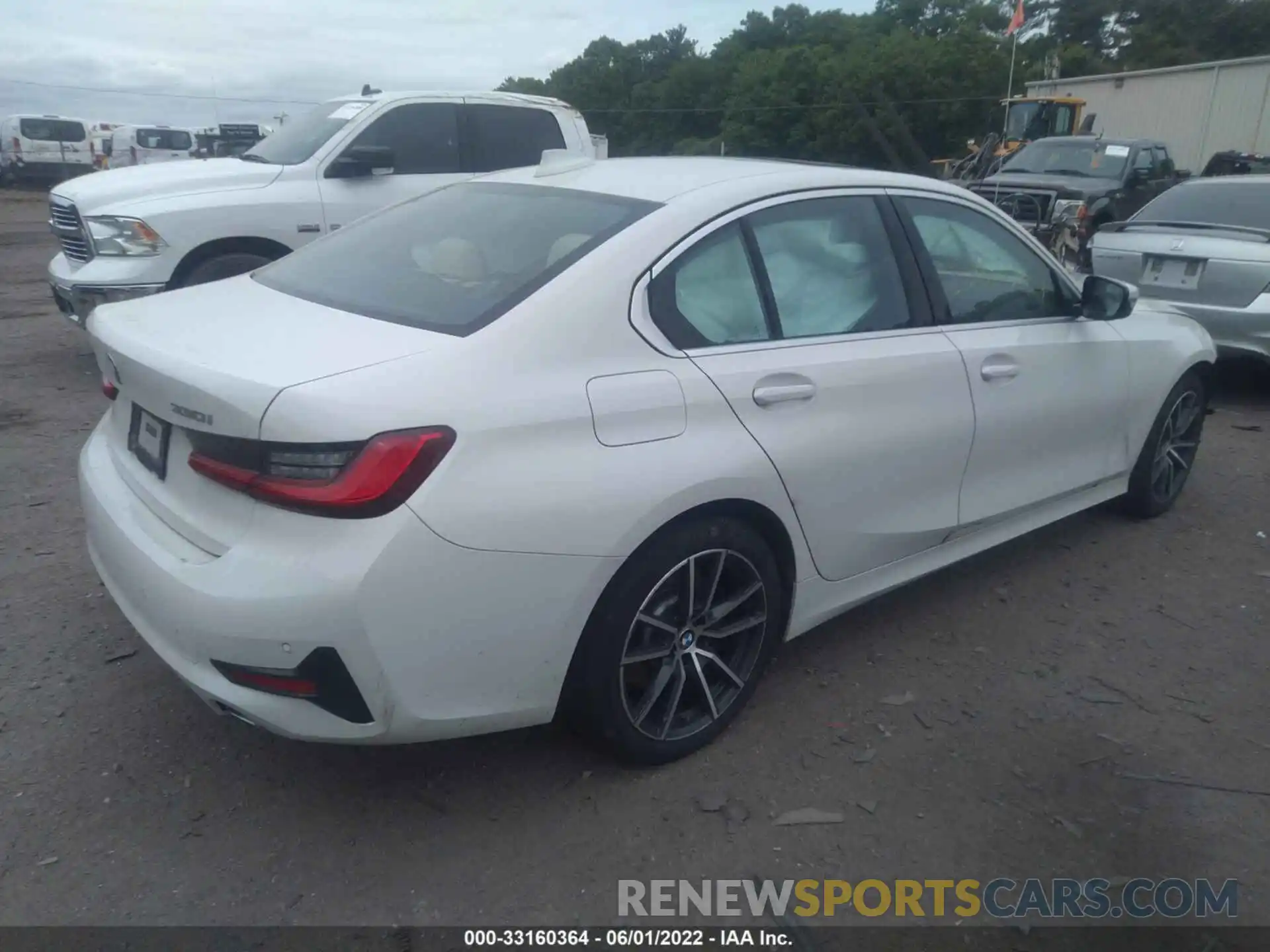 4 Photograph of a damaged car 3MW5R7J03L8B03763 BMW 3 SERIES 2020