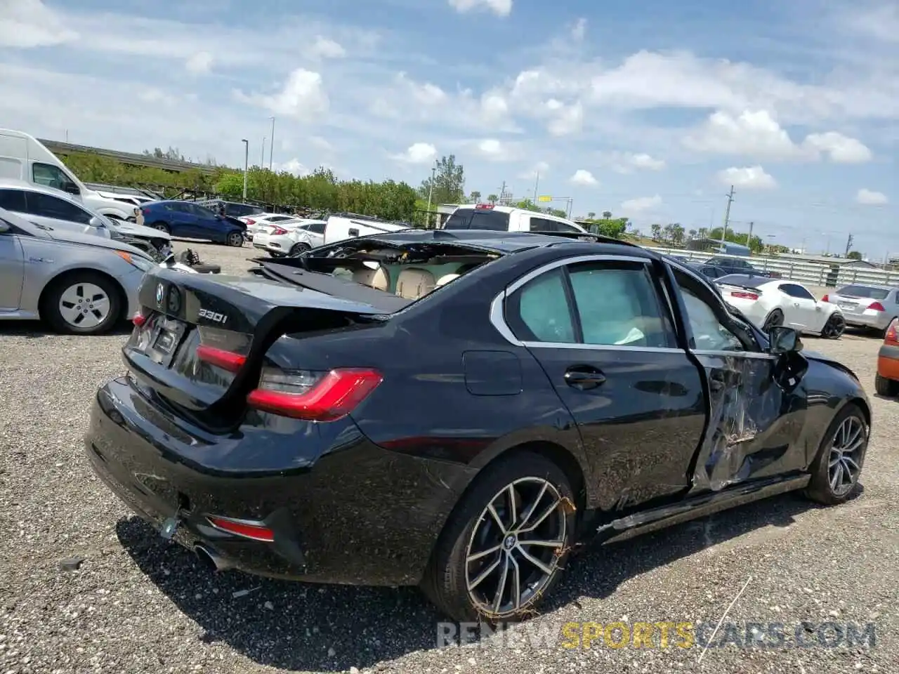 4 Photograph of a damaged car 3MW5R7J03L8B06193 BMW 3 SERIES 2020