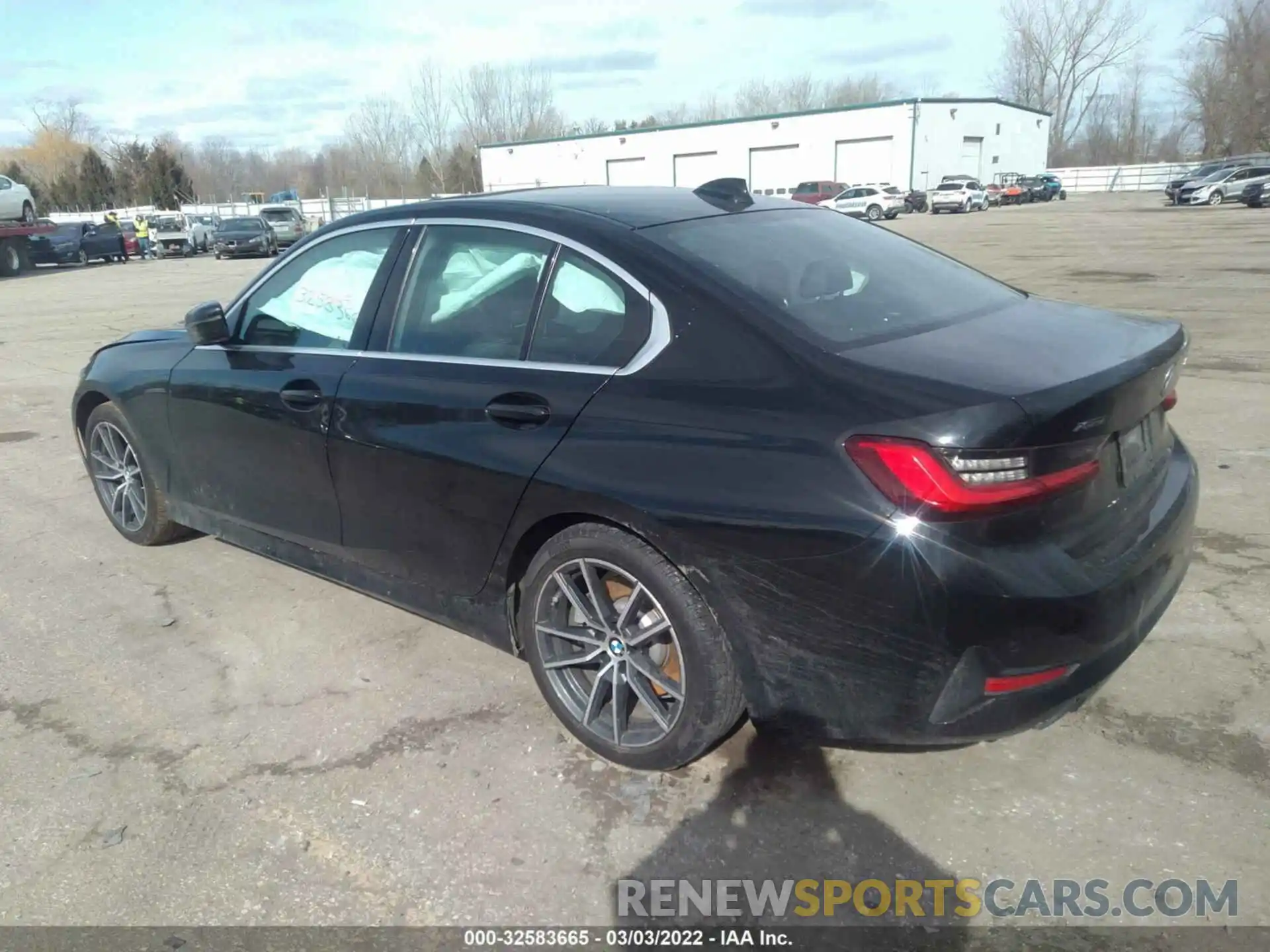 3 Photograph of a damaged car 3MW5R7J03L8B06517 BMW 3 SERIES 2020