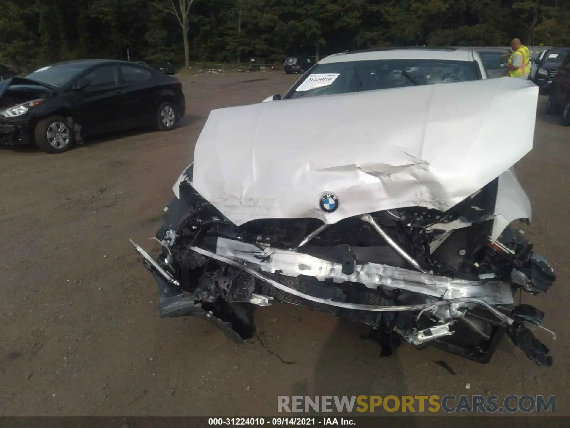 6 Photograph of a damaged car 3MW5R7J03L8B15136 BMW 3 SERIES 2020