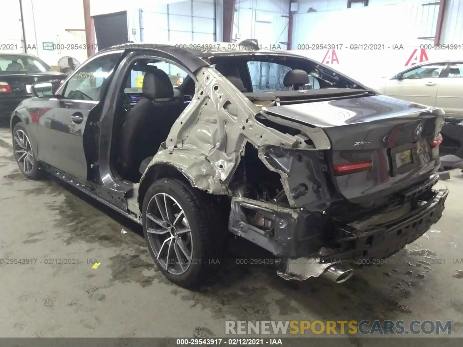 3 Photograph of a damaged car 3MW5R7J03L8B15945 BMW 3 SERIES 2020