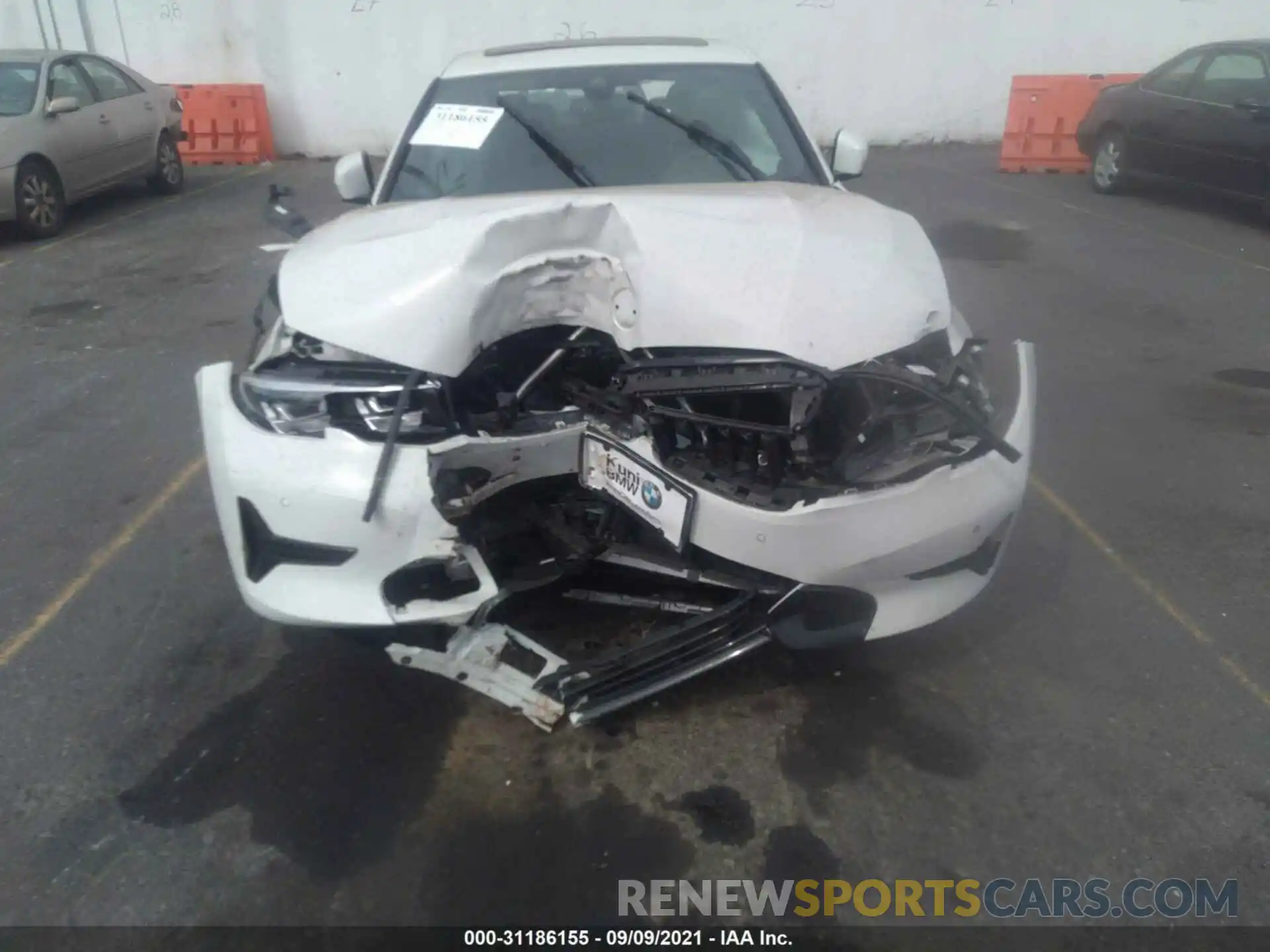 6 Photograph of a damaged car 3MW5R7J03L8B22829 BMW 3 SERIES 2020