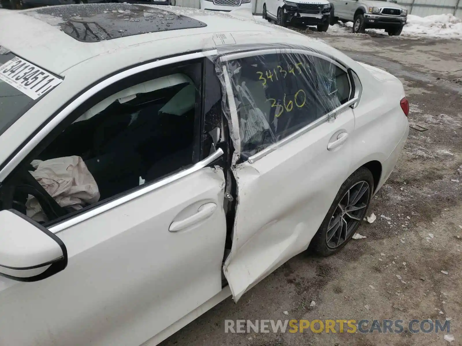 9 Фотография поврежденного автомобиля 3MW5R7J03L8B27772 BMW 3 SERIES 2020