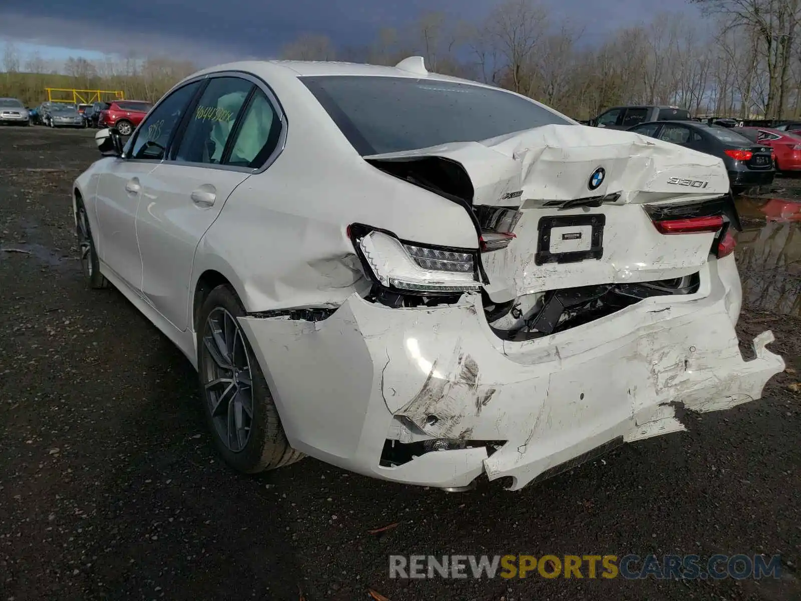 3 Photograph of a damaged car 3MW5R7J03L8B29411 BMW 3 SERIES 2020