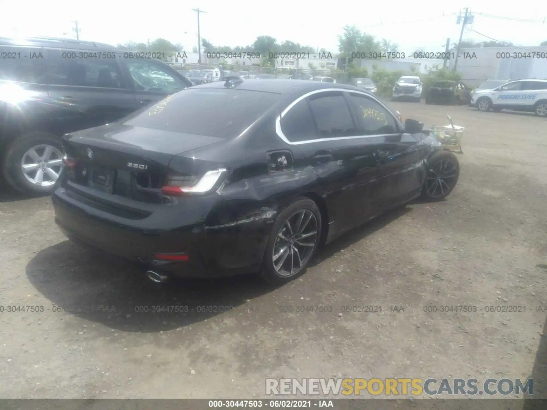 4 Photograph of a damaged car 3MW5R7J03L8B29540 BMW 3 SERIES 2020