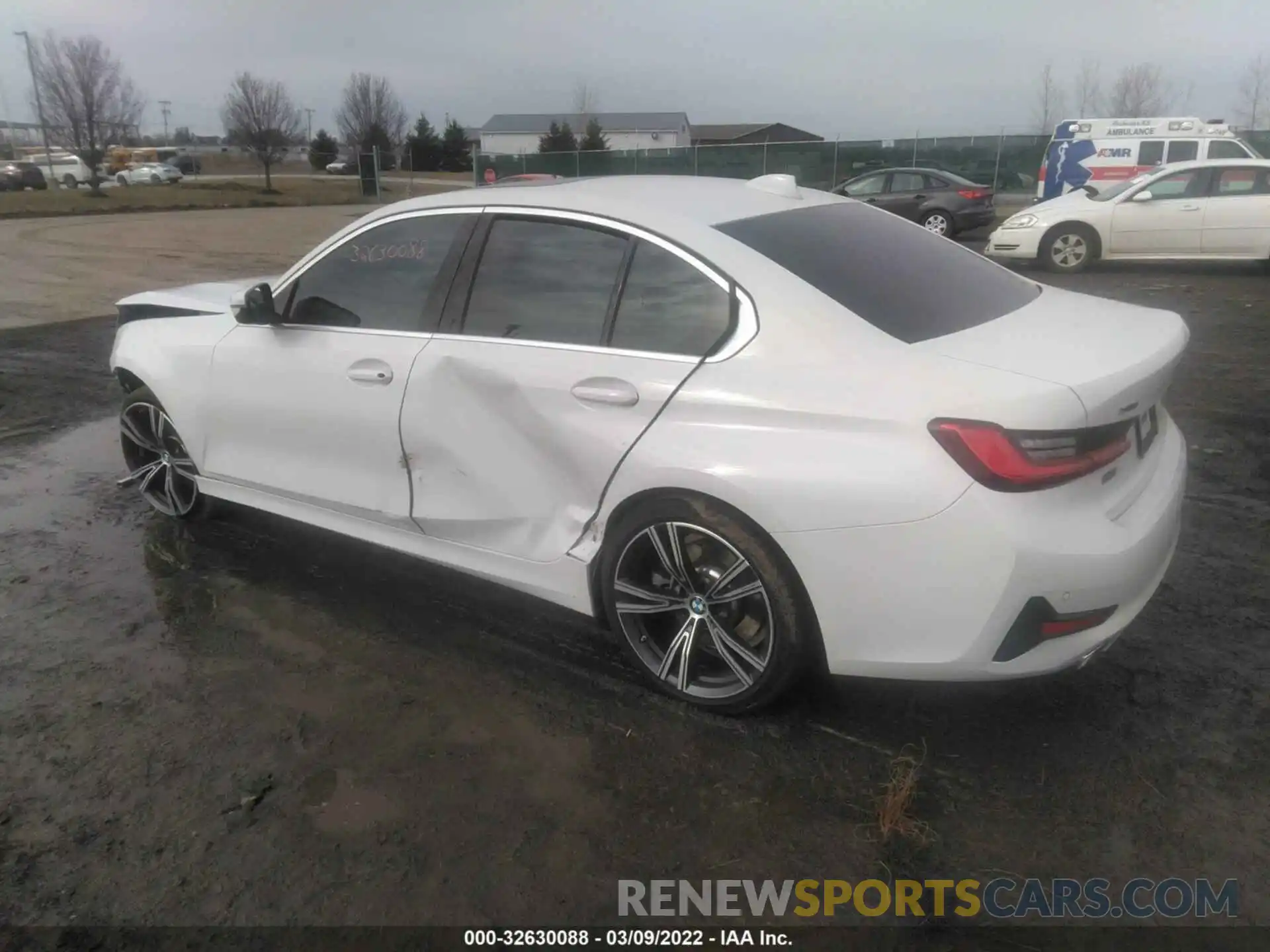 3 Photograph of a damaged car 3MW5R7J03L8B38898 BMW 3 SERIES 2020