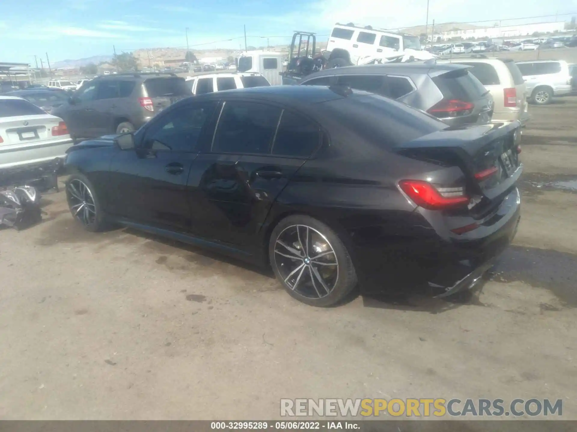 3 Photograph of a damaged car 3MW5R7J03L8B45141 BMW 3 SERIES 2020