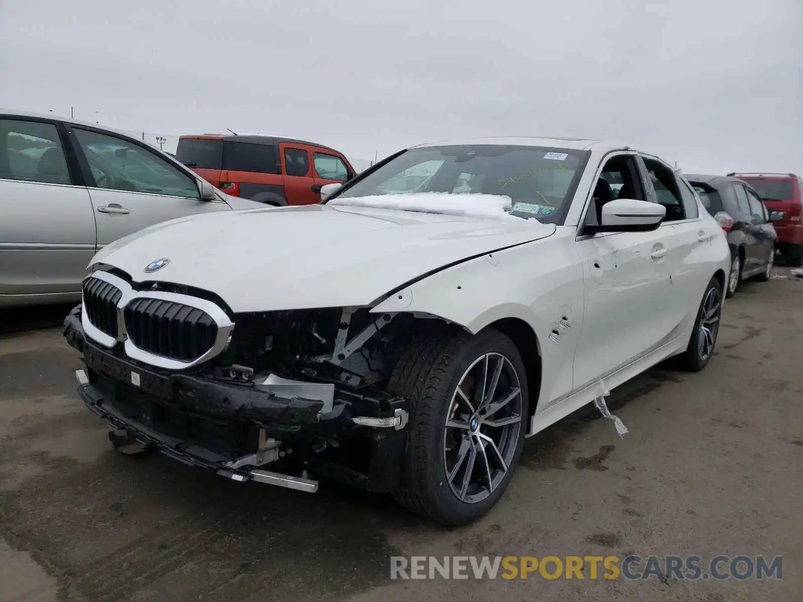 2 Photograph of a damaged car 3MW5R7J04L8B10186 BMW 3 SERIES 2020