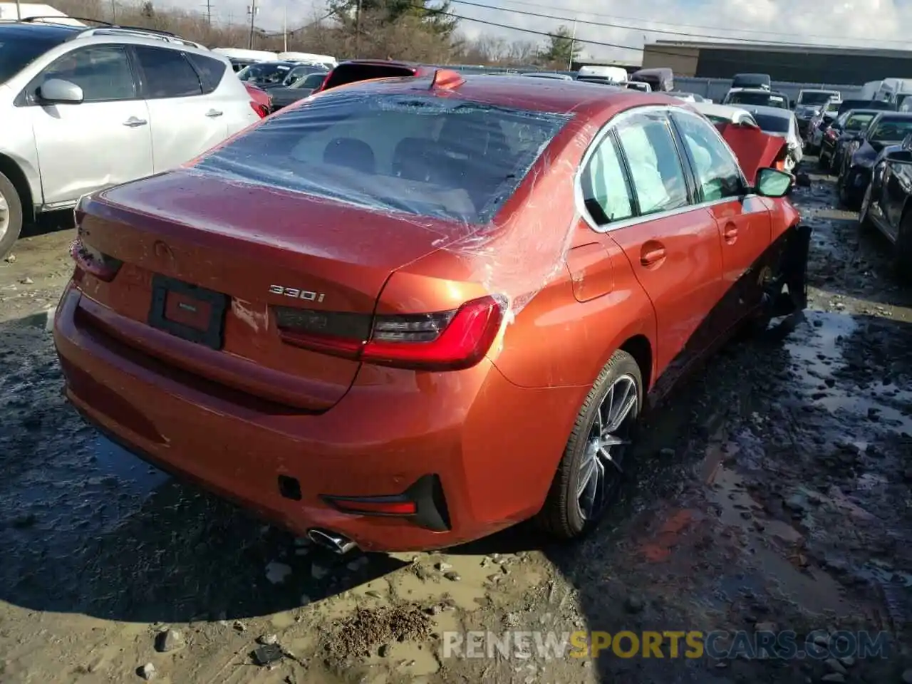 4 Photograph of a damaged car 3MW5R7J04L8B21351 BMW 3 SERIES 2020