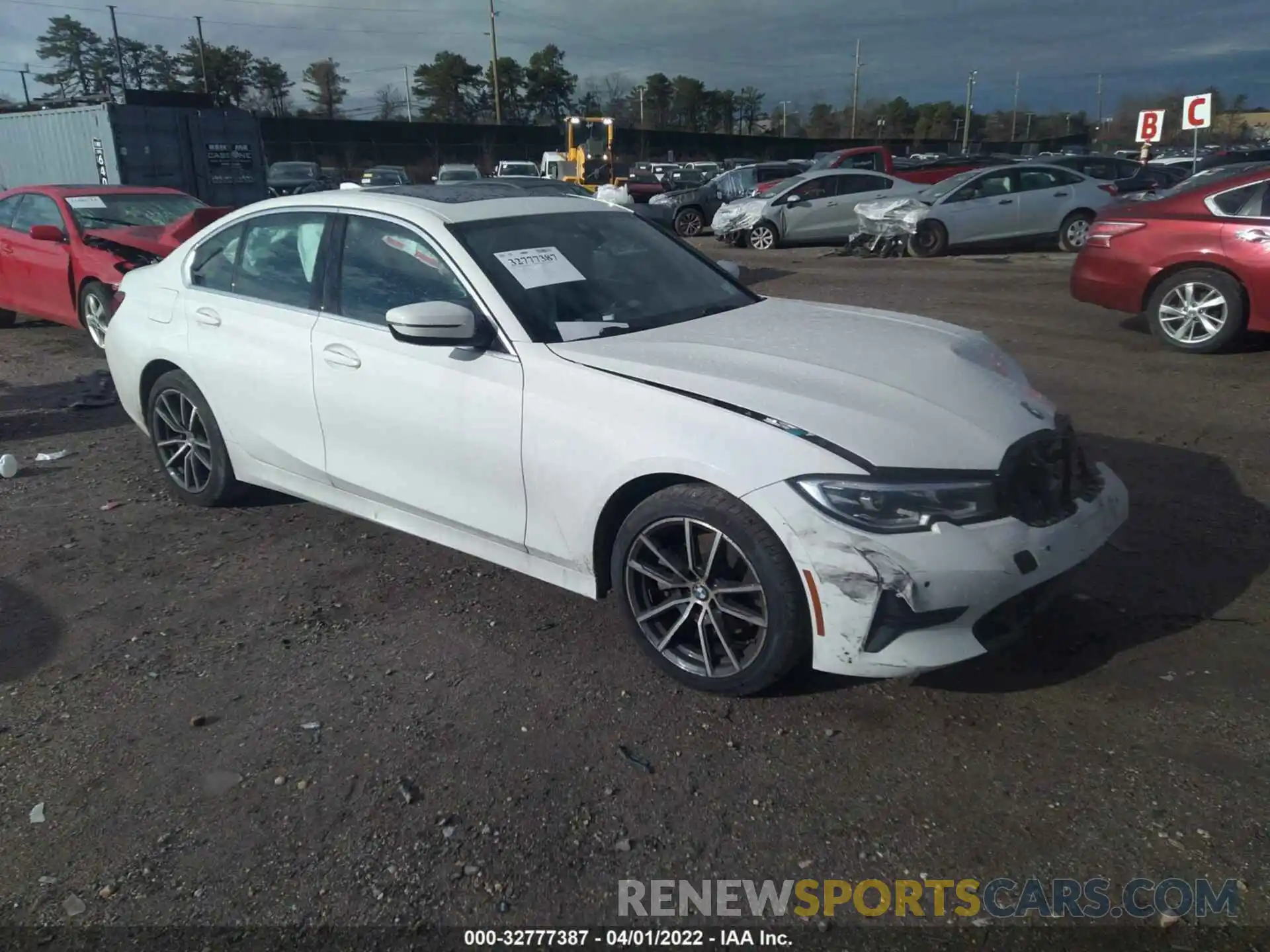 1 Photograph of a damaged car 3MW5R7J04L8B39722 BMW 3 SERIES 2020