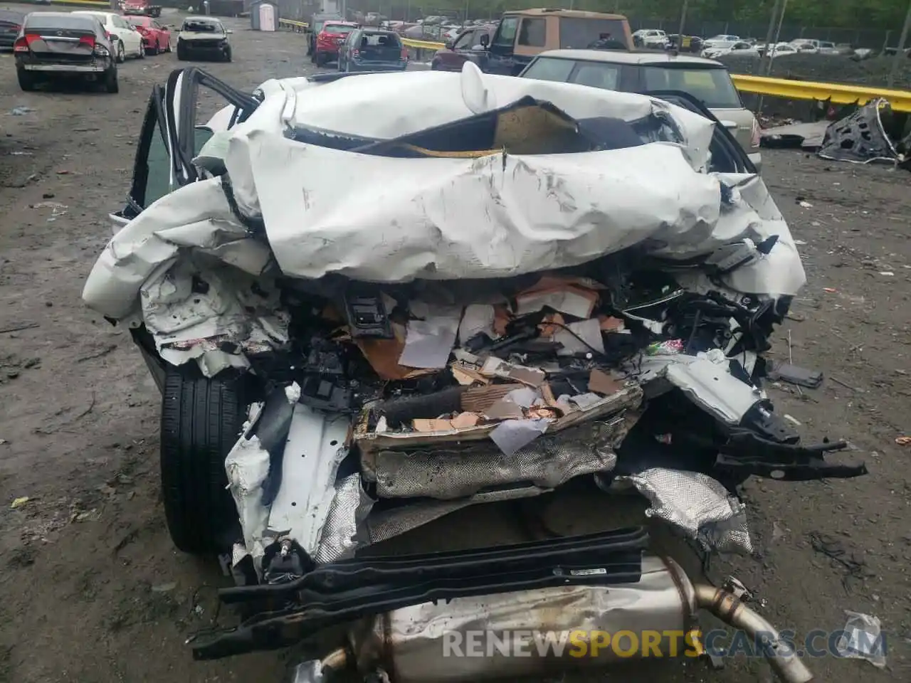 9 Photograph of a damaged car 3MW5R7J05L8B03747 BMW 3 SERIES 2020