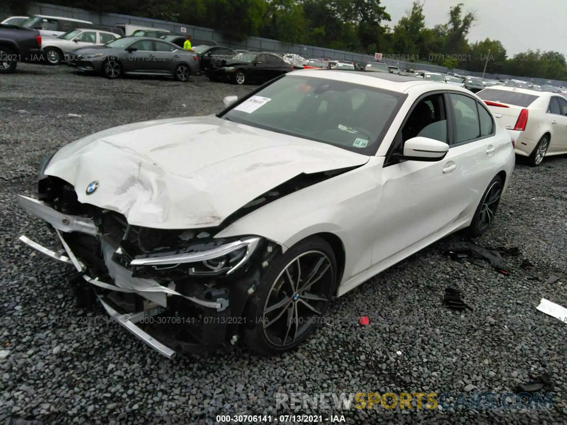 2 Photograph of a damaged car 3MW5R7J05L8B08270 BMW 3 SERIES 2020