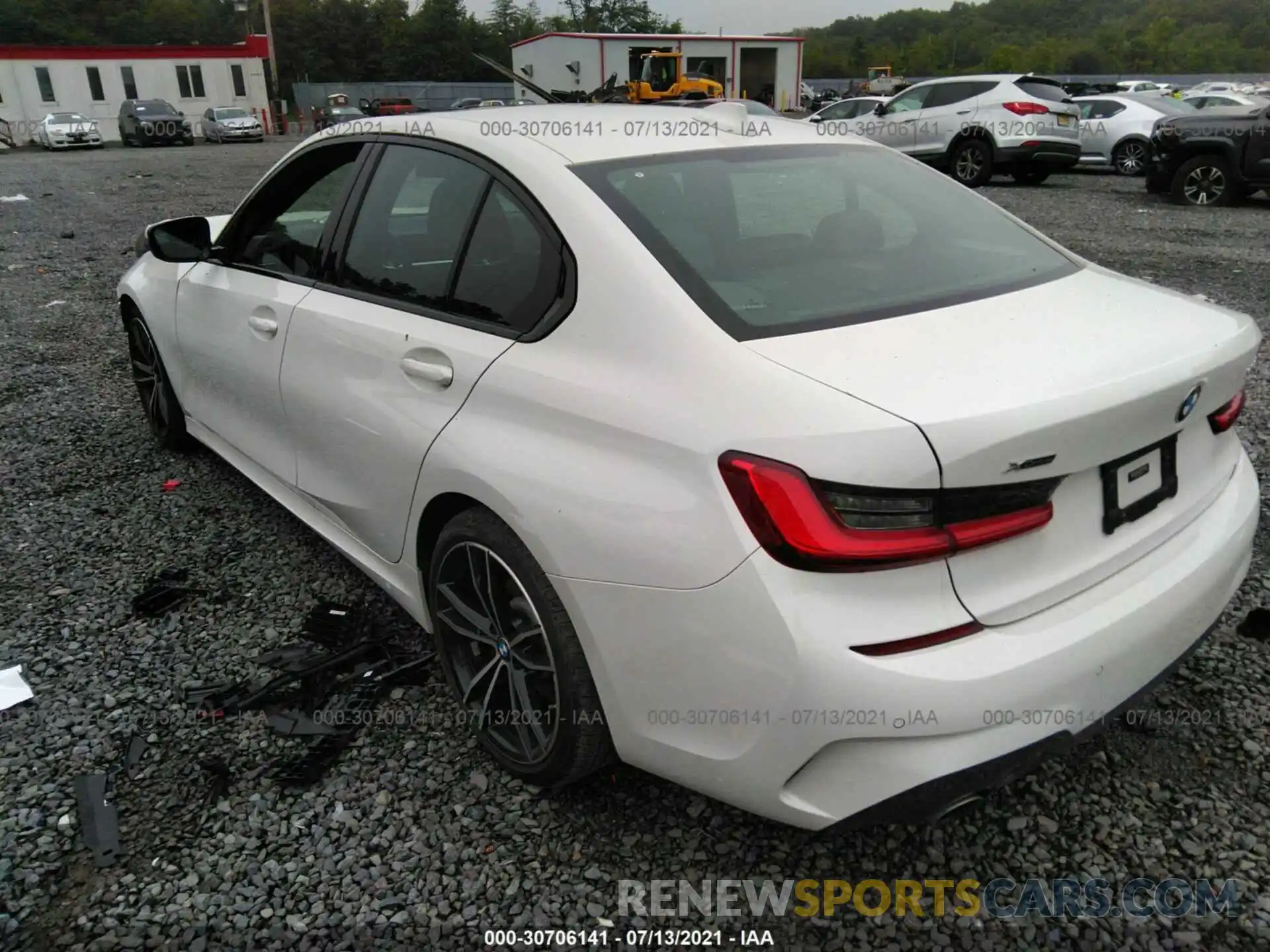 3 Photograph of a damaged car 3MW5R7J05L8B08270 BMW 3 SERIES 2020