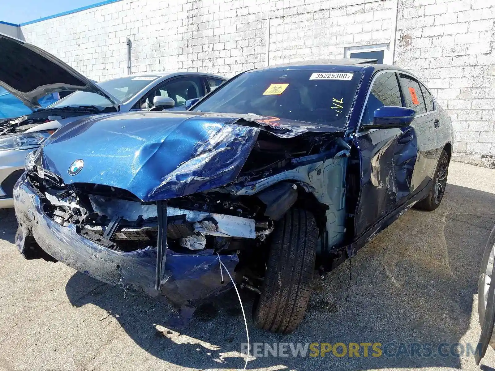 2 Photograph of a damaged car 3MW5R7J05L8B09130 BMW 3 SERIES 2020