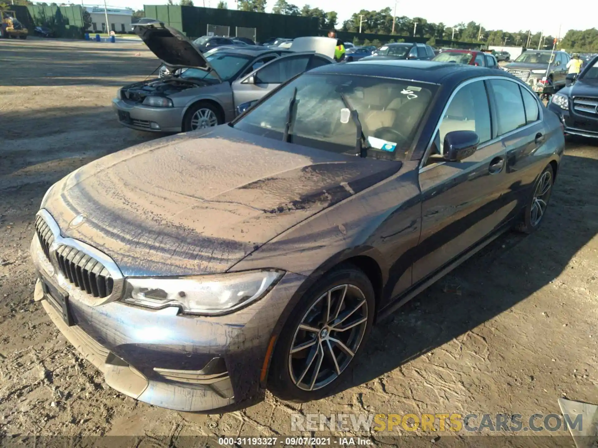 2 Фотография поврежденного автомобиля 3MW5R7J05L8B14666 BMW 3 SERIES 2020