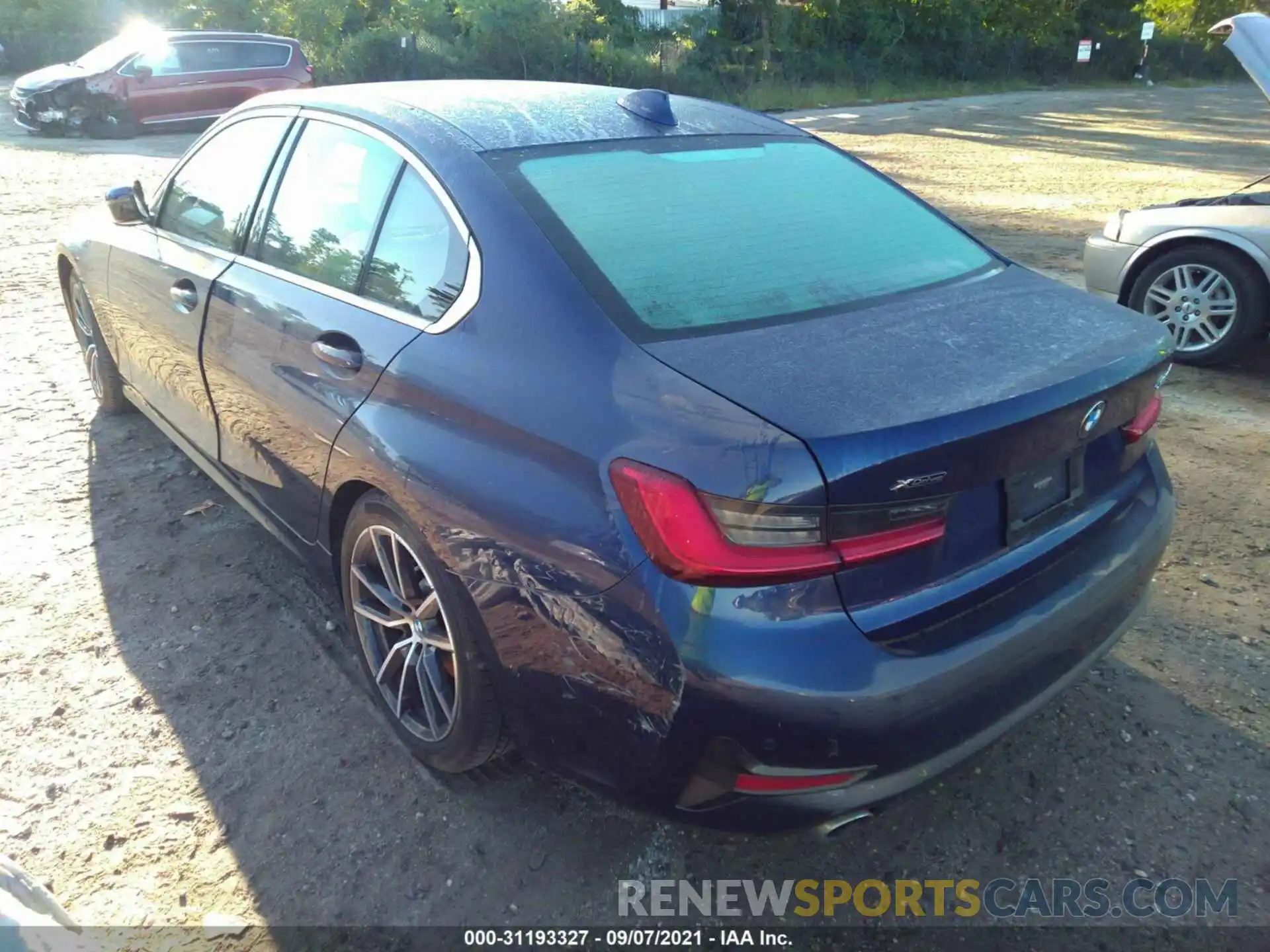 3 Photograph of a damaged car 3MW5R7J05L8B14666 BMW 3 SERIES 2020