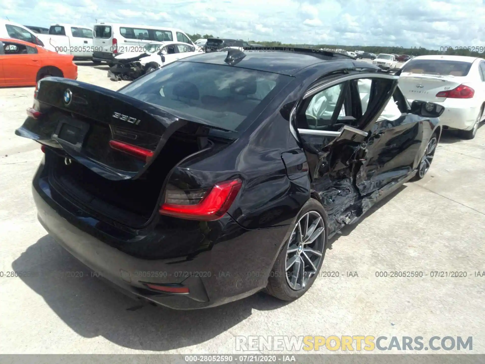 4 Photograph of a damaged car 3MW5R7J05L8B22265 BMW 3 SERIES 2020