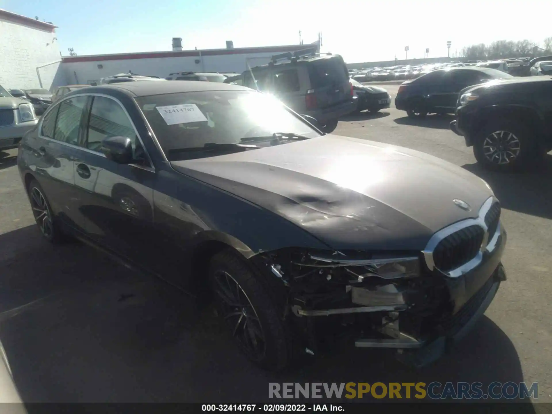 1 Photograph of a damaged car 3MW5R7J05L8B32276 BMW 3 SERIES 2020