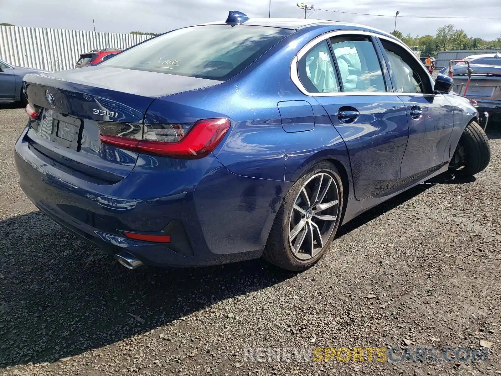 4 Photograph of a damaged car 3MW5R7J05L8B34058 BMW 3 SERIES 2020