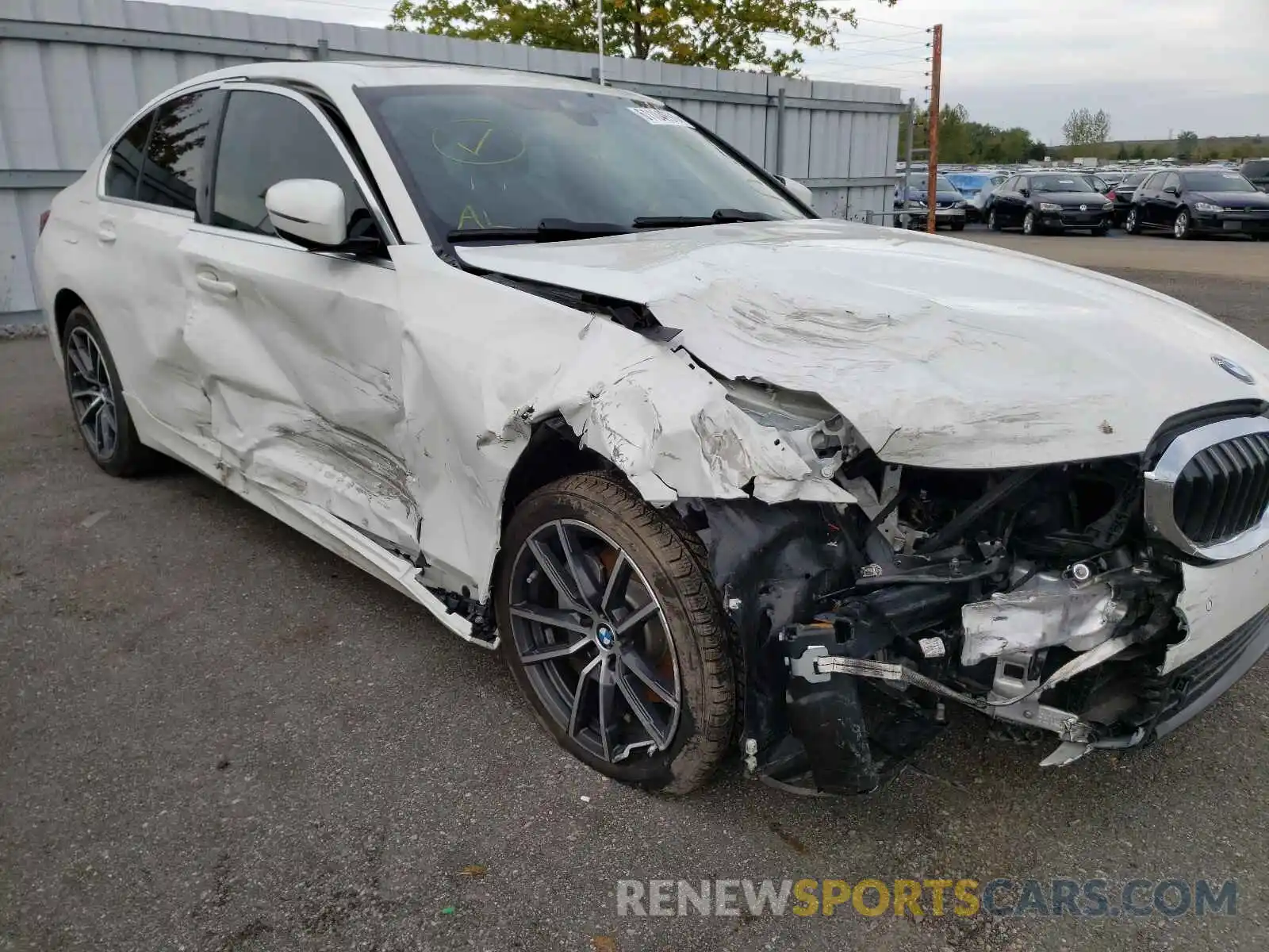 9 Photograph of a damaged car 3MW5R7J05L8B34240 BMW 3 SERIES 2020