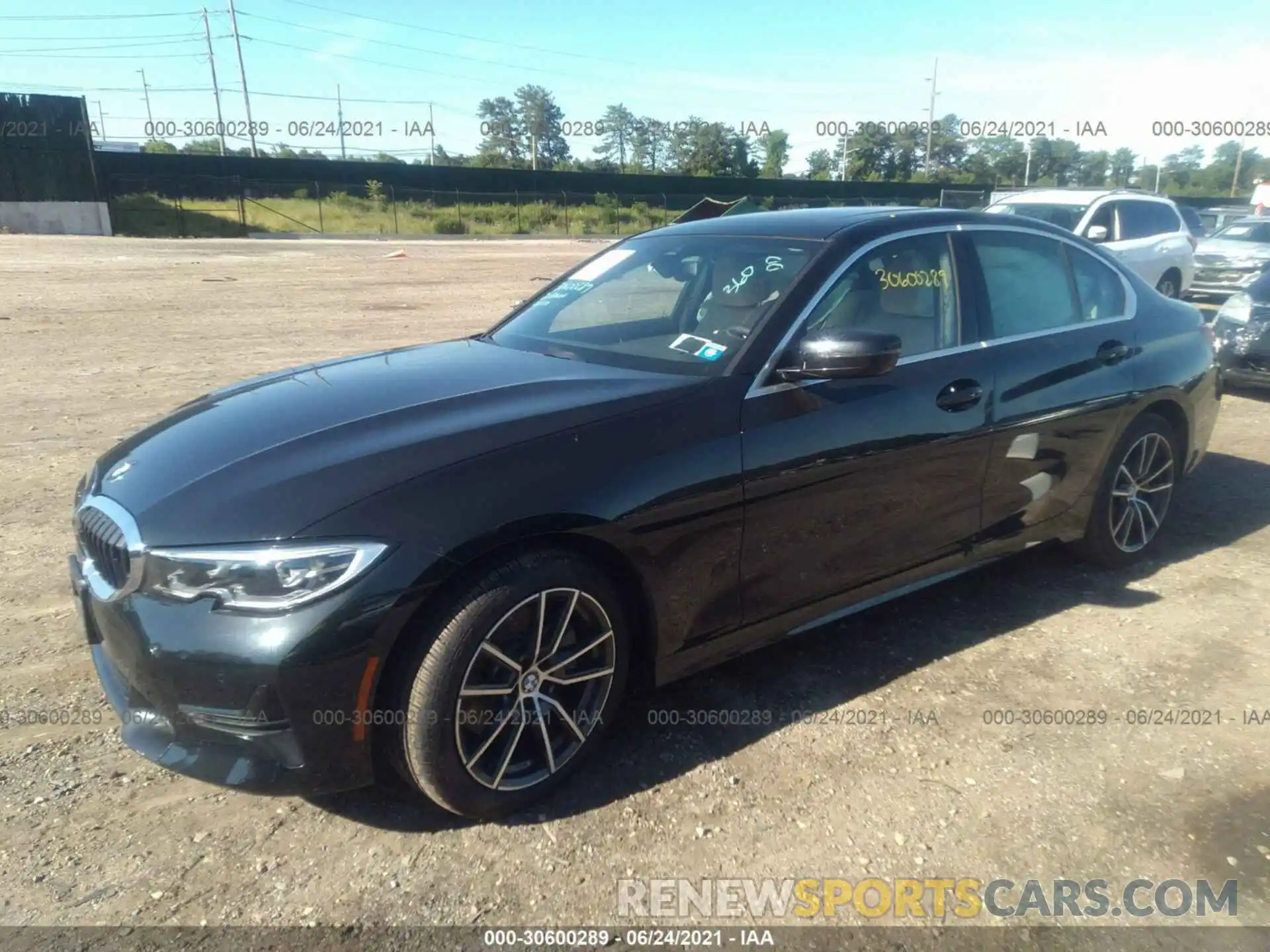 2 Photograph of a damaged car 3MW5R7J05L8B36974 BMW 3 SERIES 2020