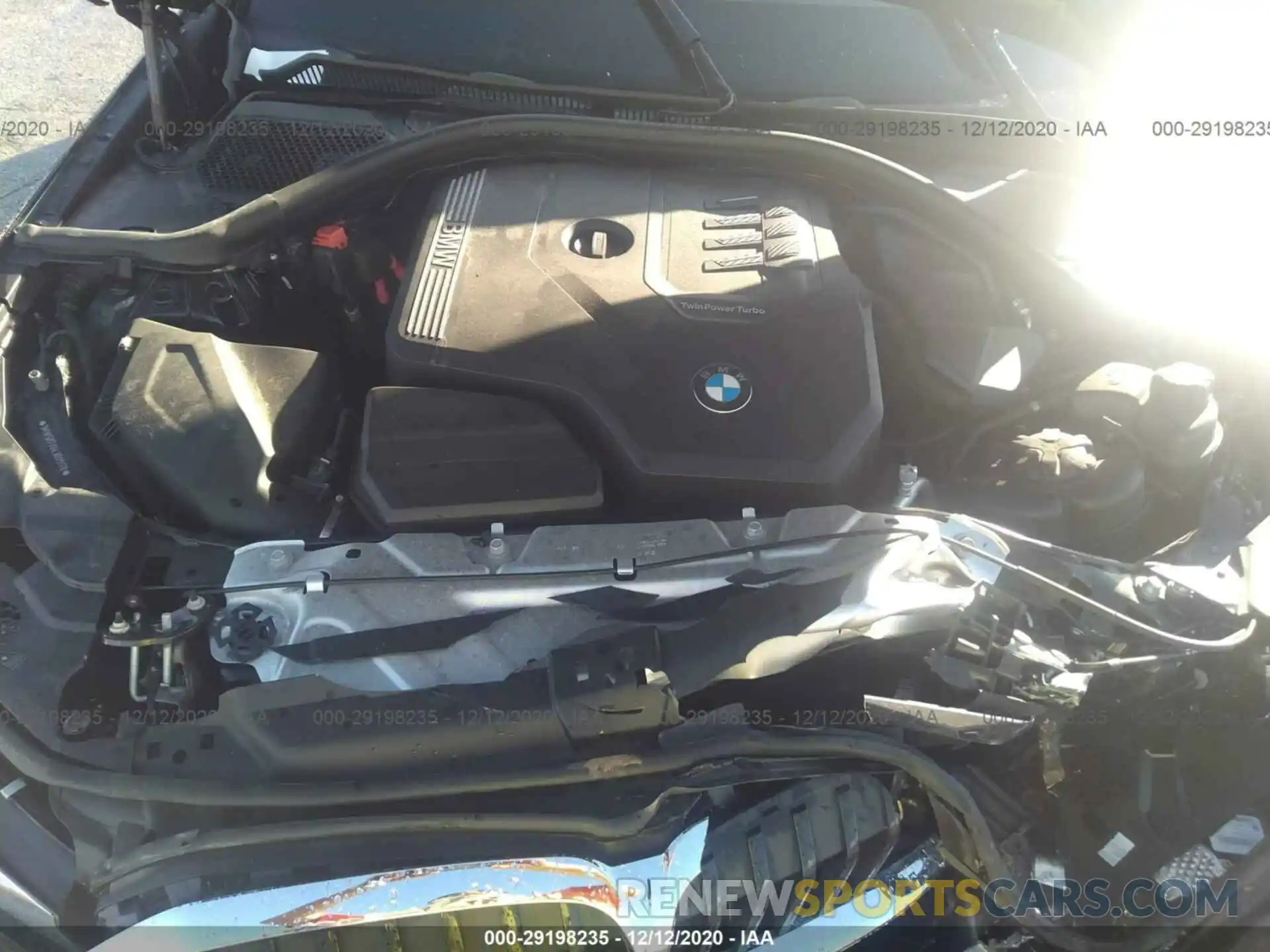 10 Photograph of a damaged car 3MW5R7J06L8B09170 BMW 3 SERIES 2020