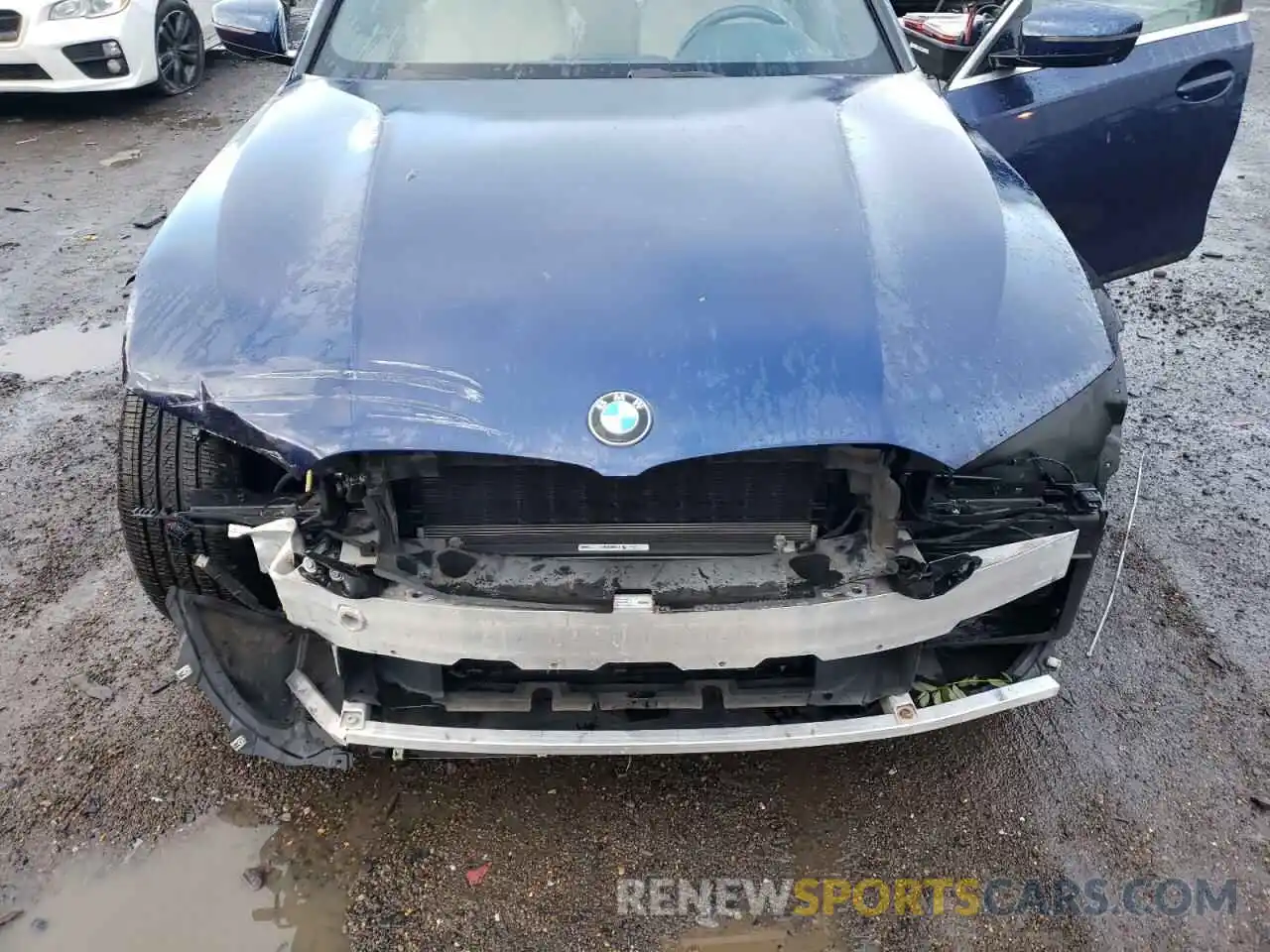 11 Photograph of a damaged car 3MW5R7J06L8B29712 BMW 3 SERIES 2020