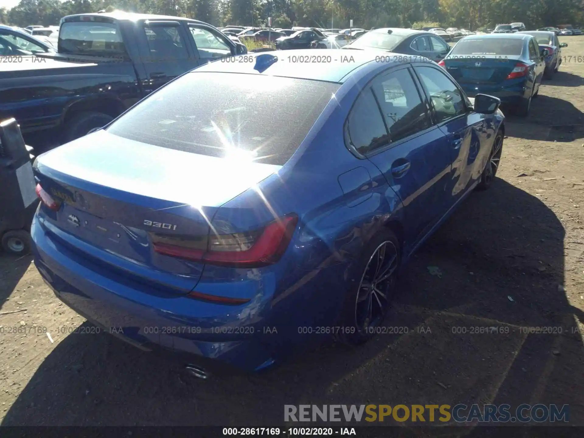 4 Photograph of a damaged car 3MW5R7J06L8B34697 BMW 3 SERIES 2020